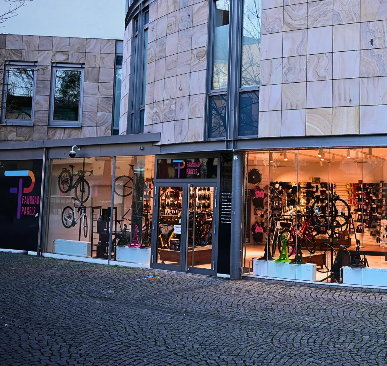 0426_ER_BikeWerkstatt_PagelsLaden.webp