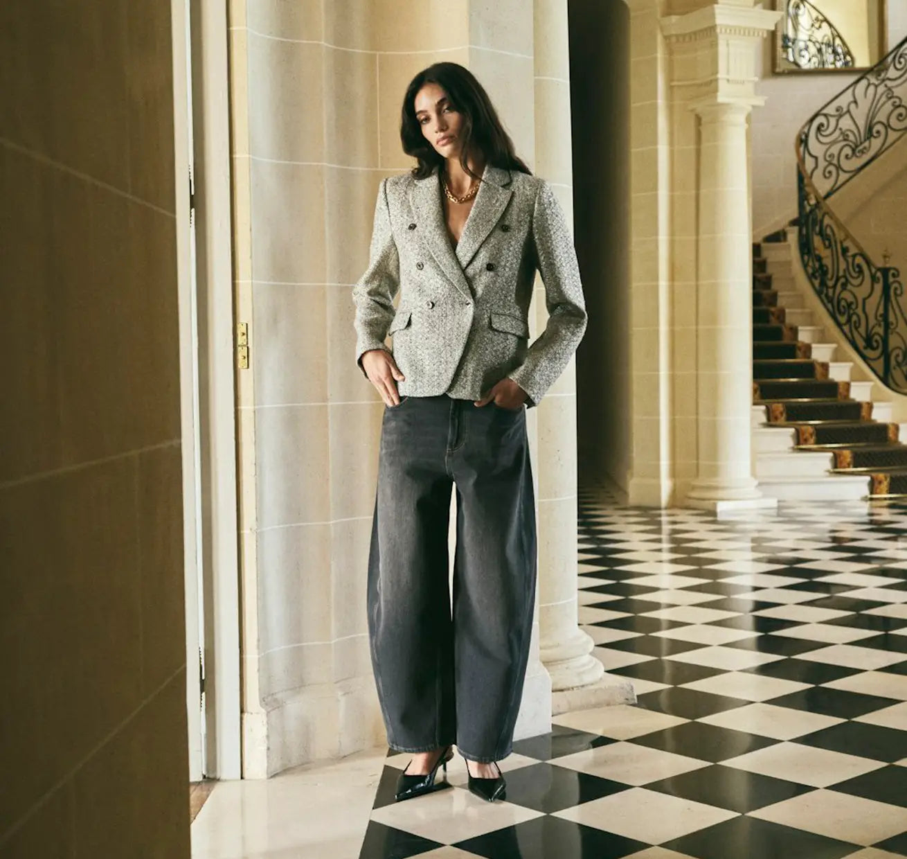 0826_ER_Blog_Blazer-stylen3.webp