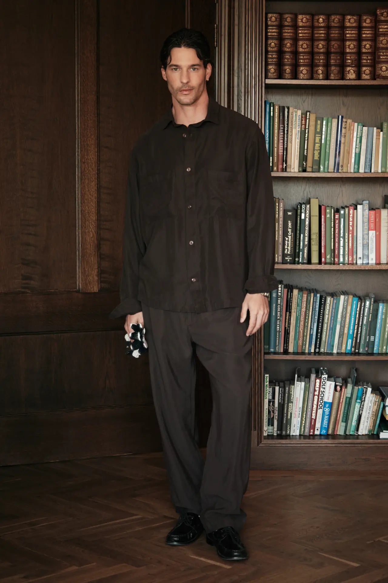 0926_ER_Herren_Grid_Braun.webp