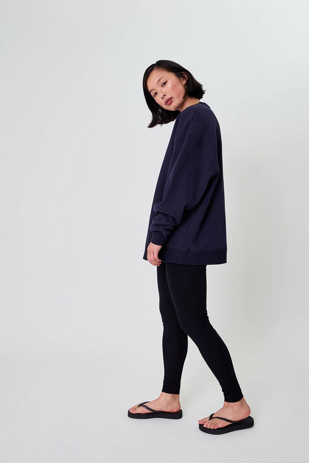 Oversized Sweatshirt MAGIC - Blackberry - Blau