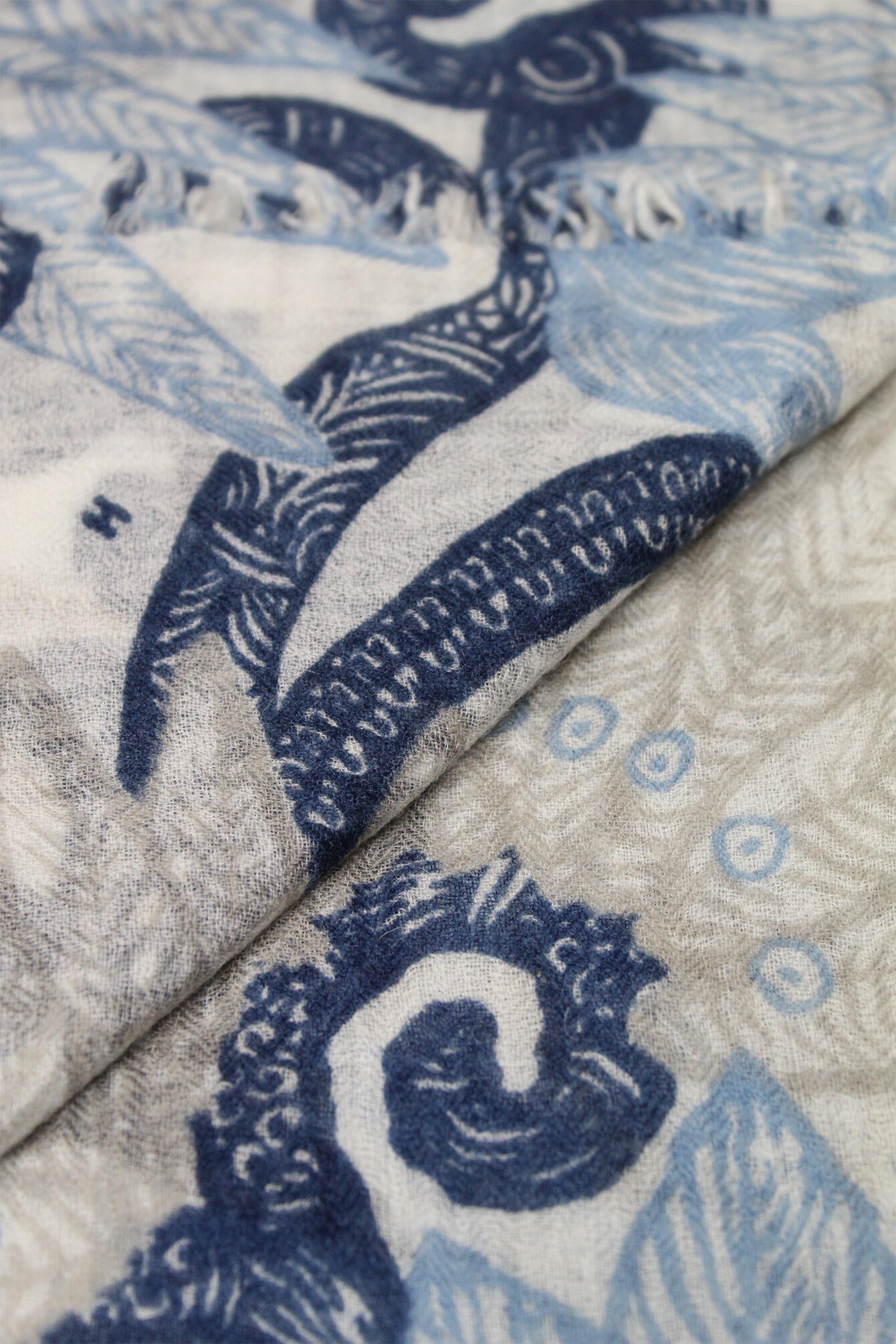 Tuch INKE aus Wolle - 260A - Blau