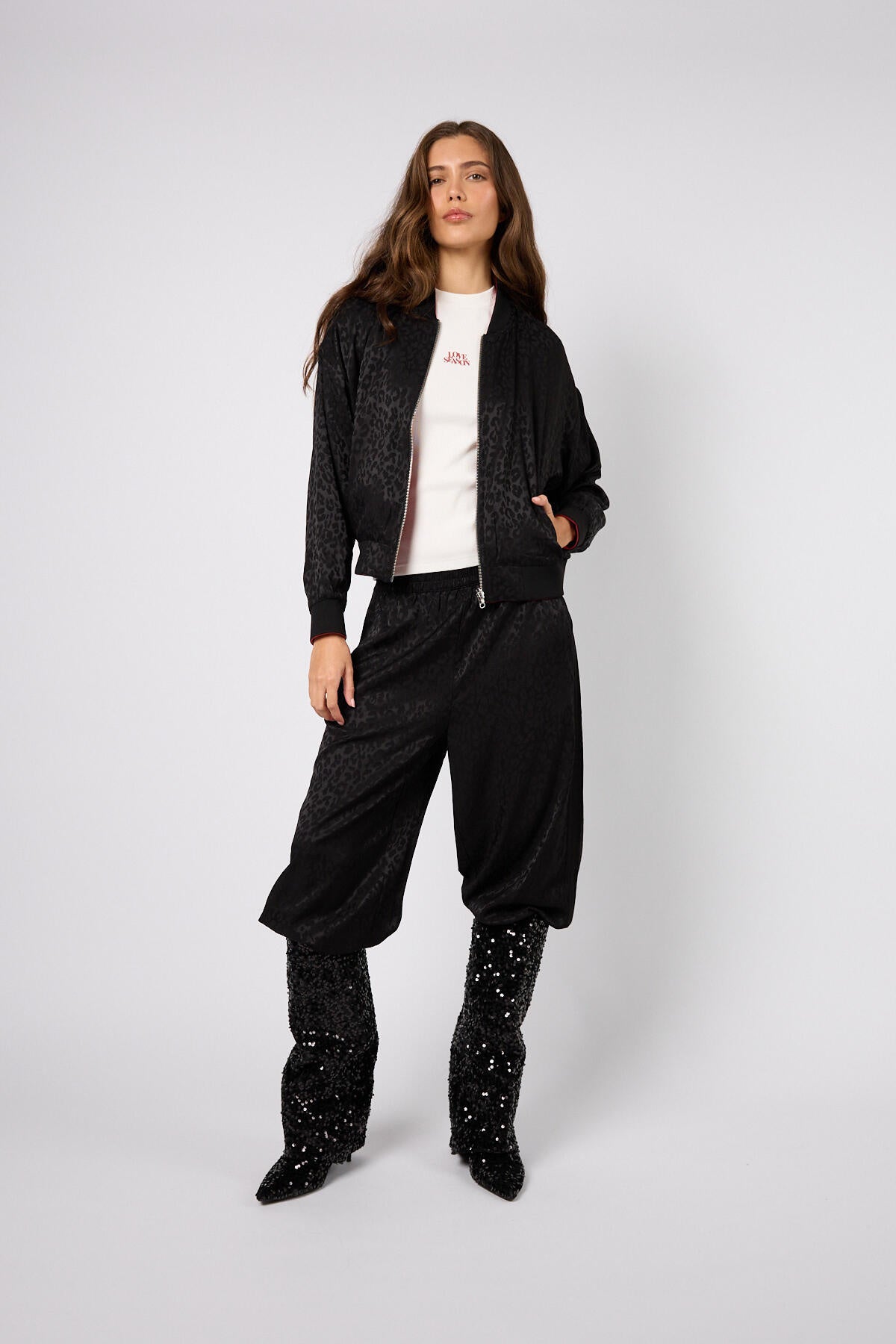 Wendejacke-Bomberjacke ELIN aus Viskose - Leo Black - Schwarz