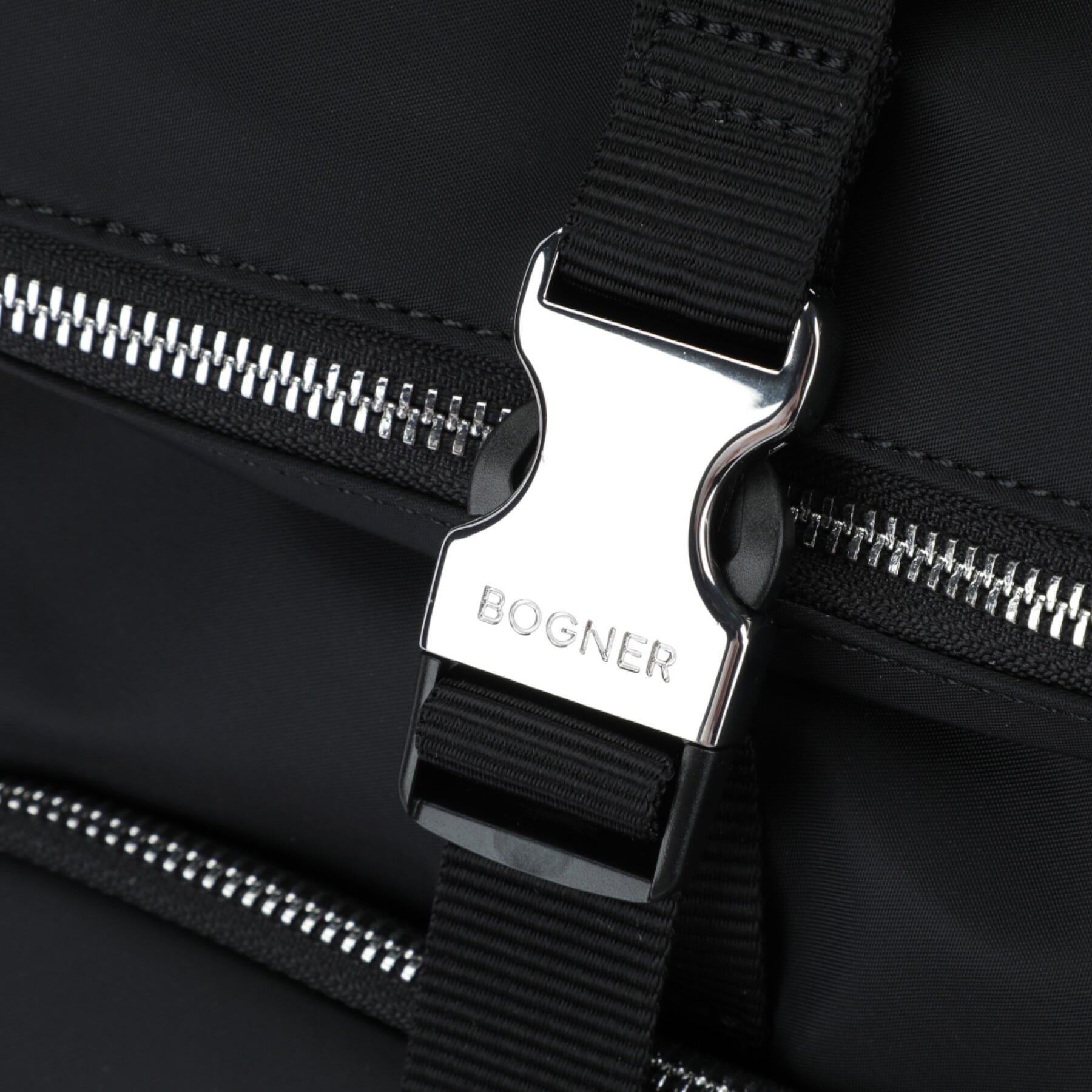 Rucksack KLOSTERS EIKE - 900-schwarz - Schwarz