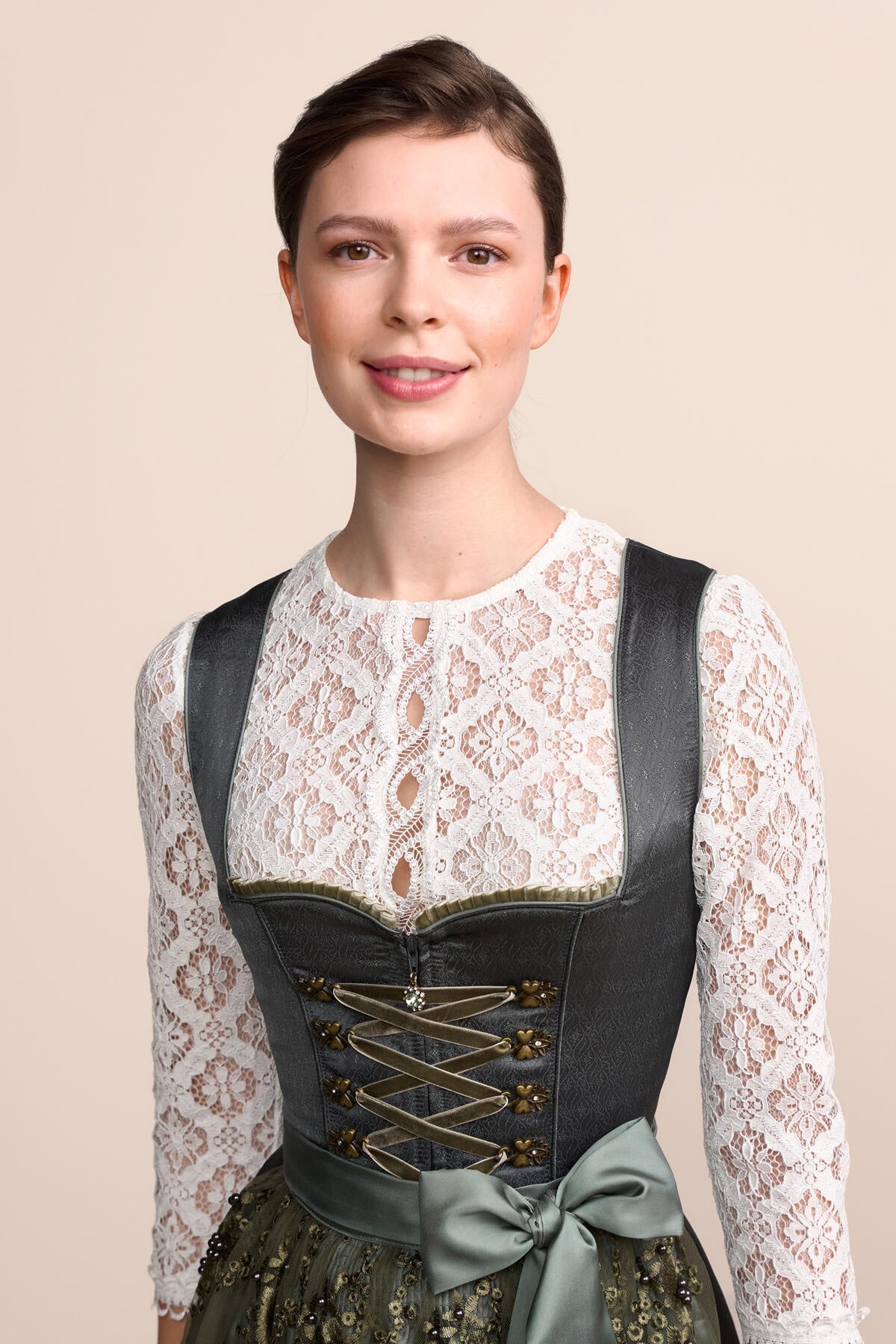 Dirndl LUNESSA 60cm - 56-d.grün - Grün