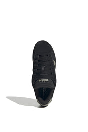 Sneaker GRAND COURT ALPHA 00S - CBLACK/PUTBEI/GUM5 - Schwarz