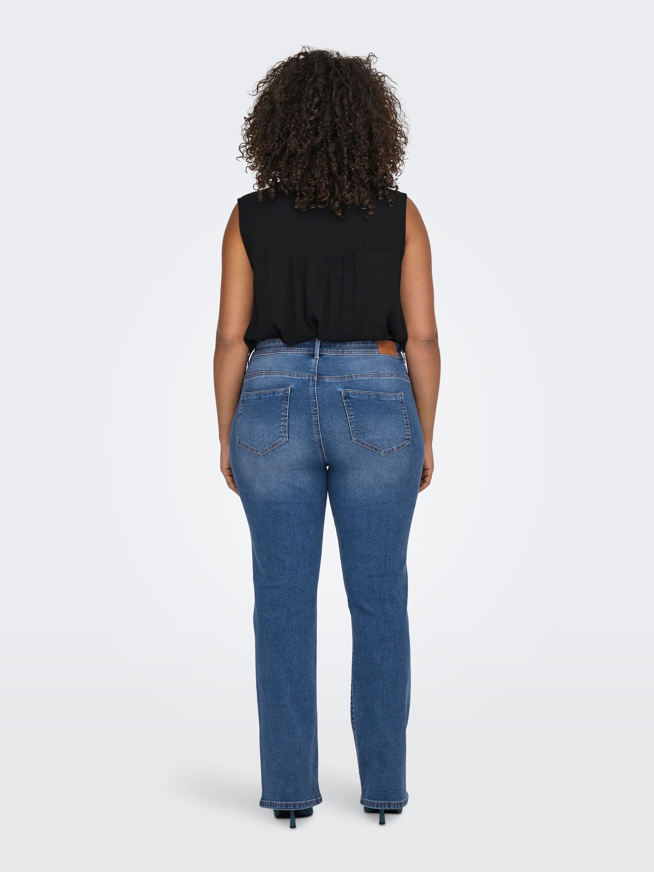 Jeans SALLY Flared Fit - Medium Blue Denim - Blau