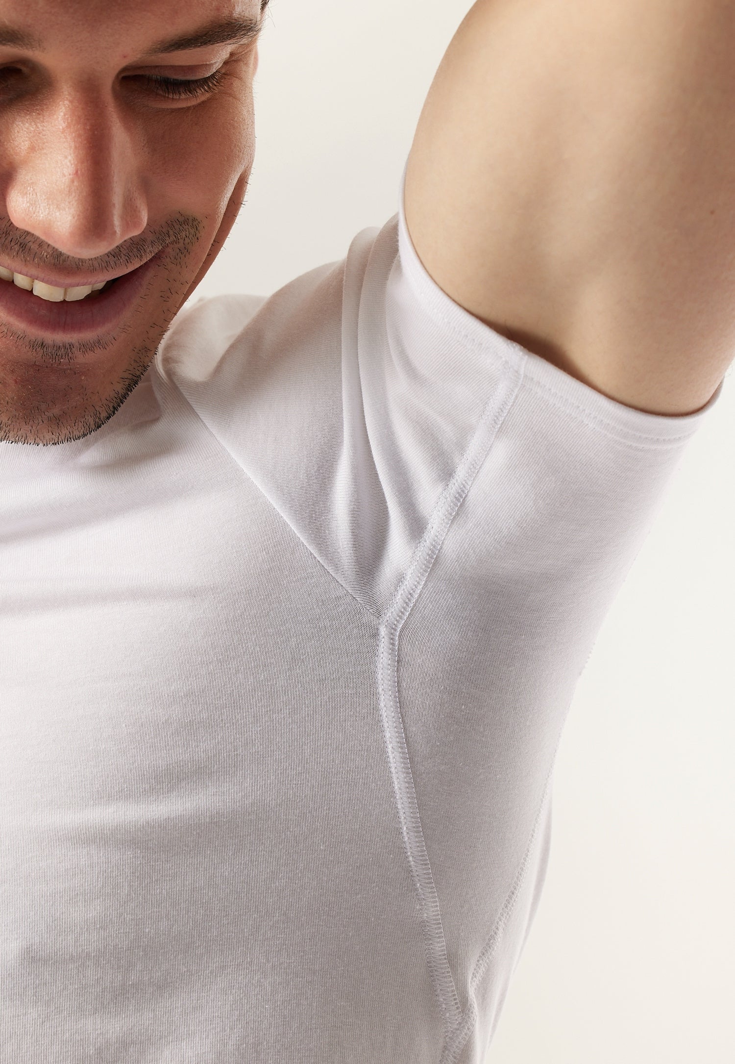 T-Shirt aus Baumwolle - 100-weiss - Weiß