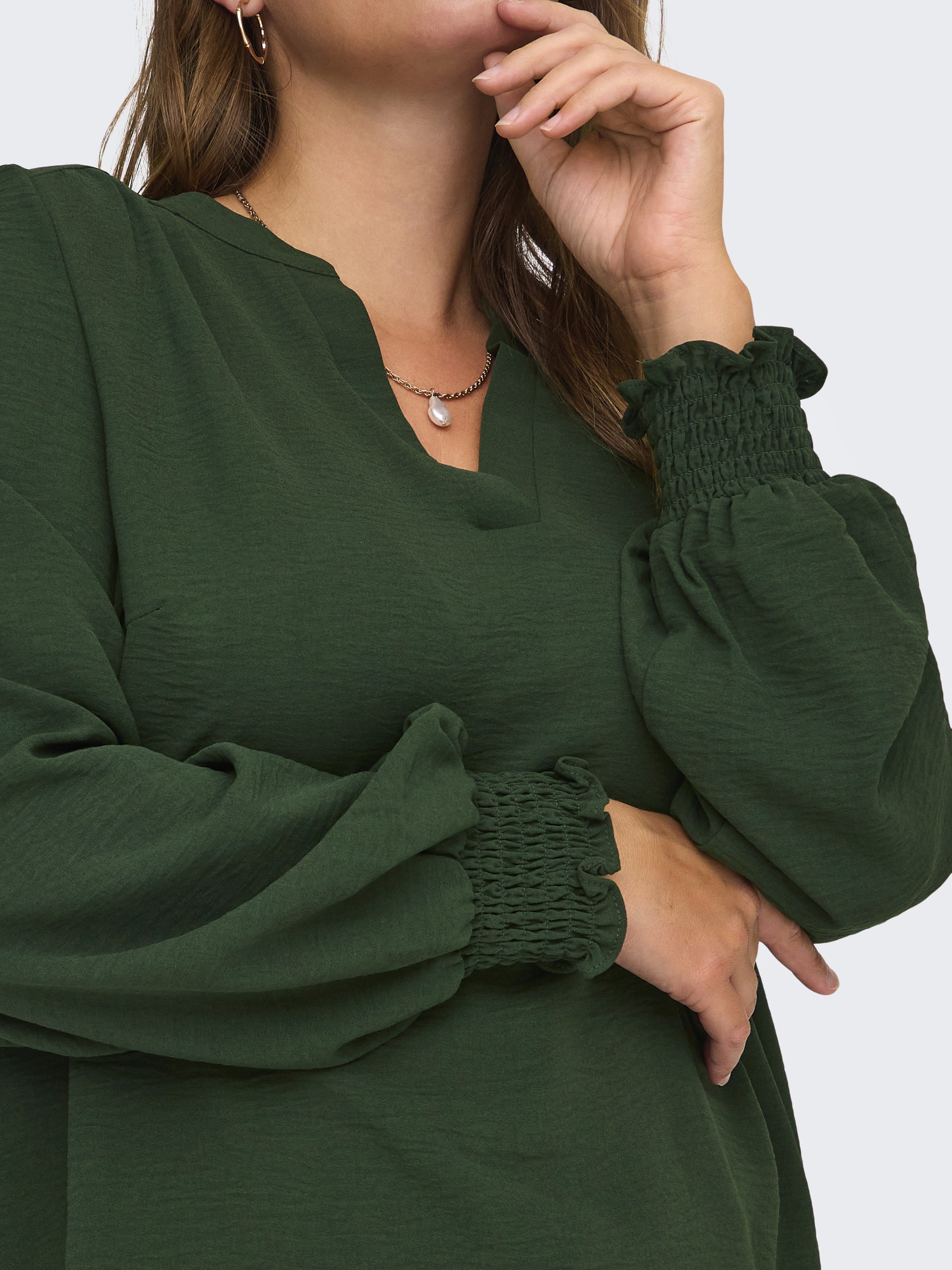 Bluse mit V-Ausschnitt - Duffel Bag - Grün