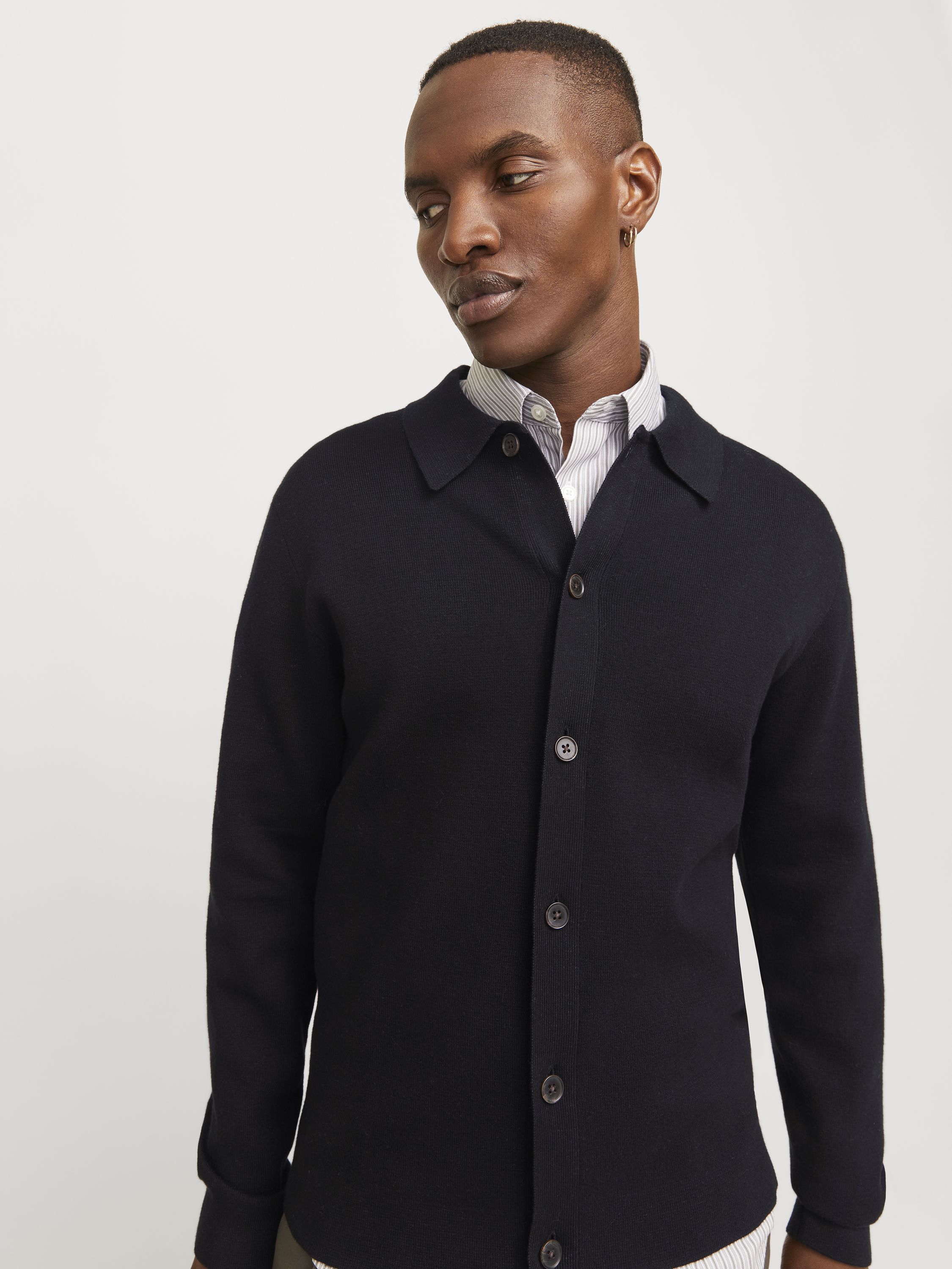 Strickjacke aus Baumwollmix - Black - Schwarz