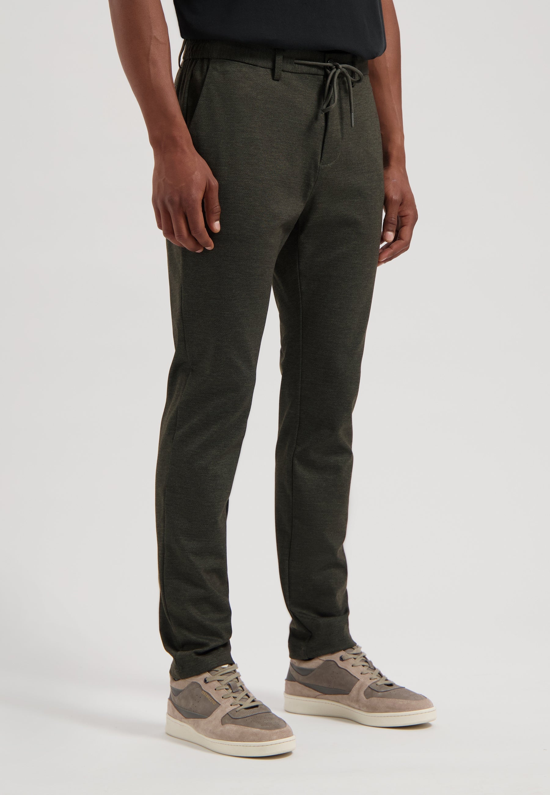 Joggpants Tapered Fit - 524-Dark Army - Grün