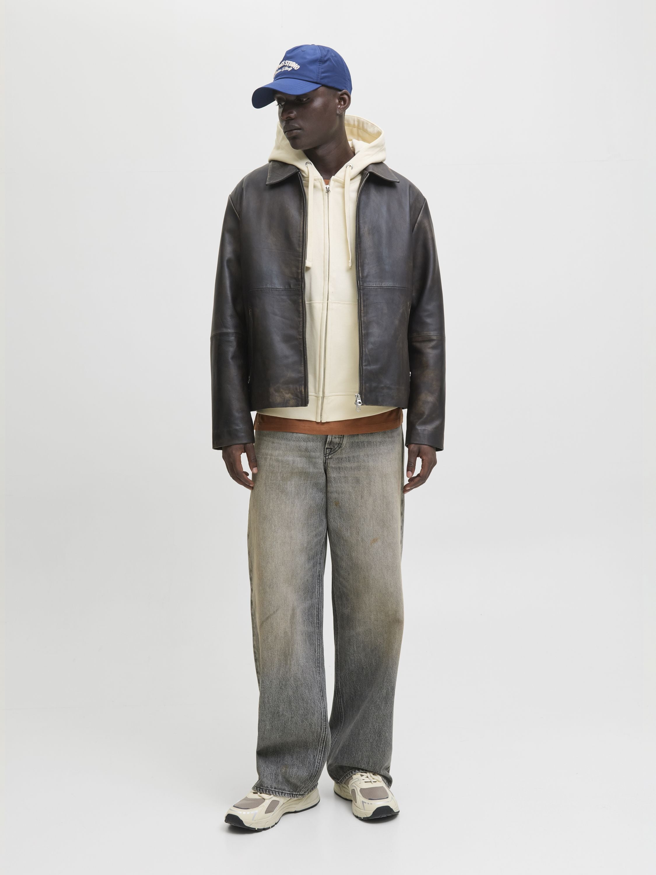 Sweatjacke - Antique White - Creme