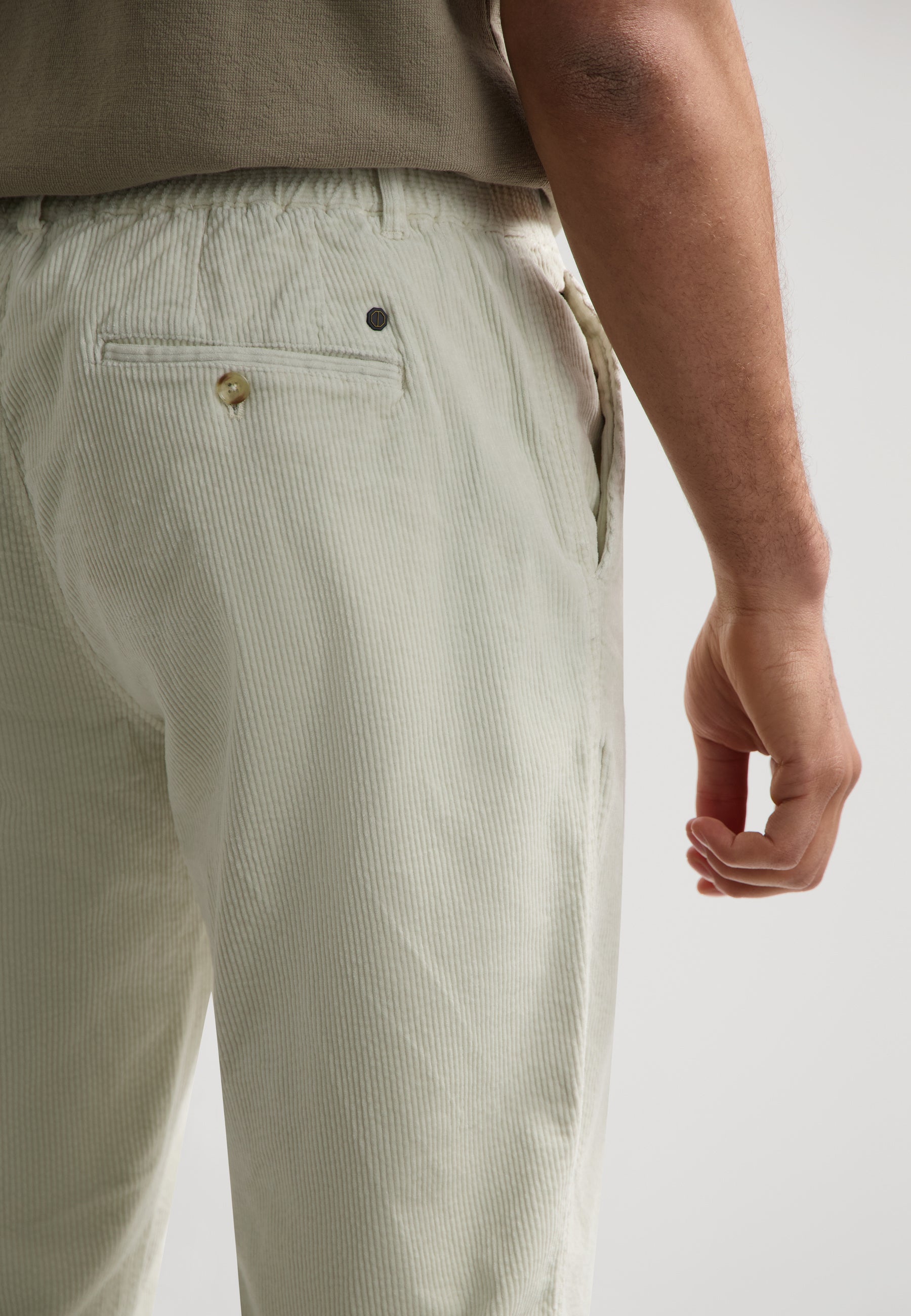 Cordhose LOGAN Tapered Leg - 107-Silver Birch - Creme