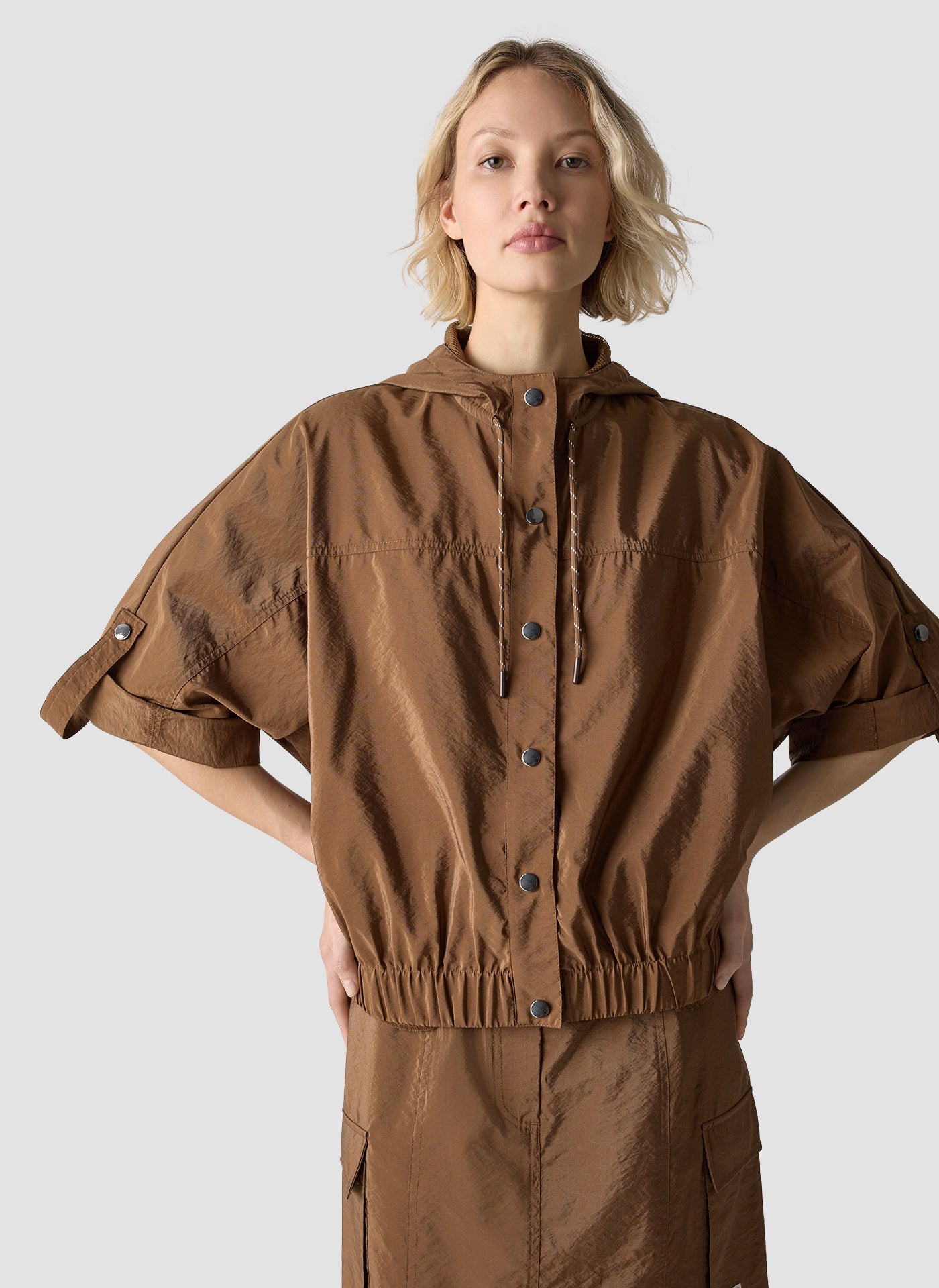 Sommerjacke mit Kapuze - 6667-NOUGAT - Braun