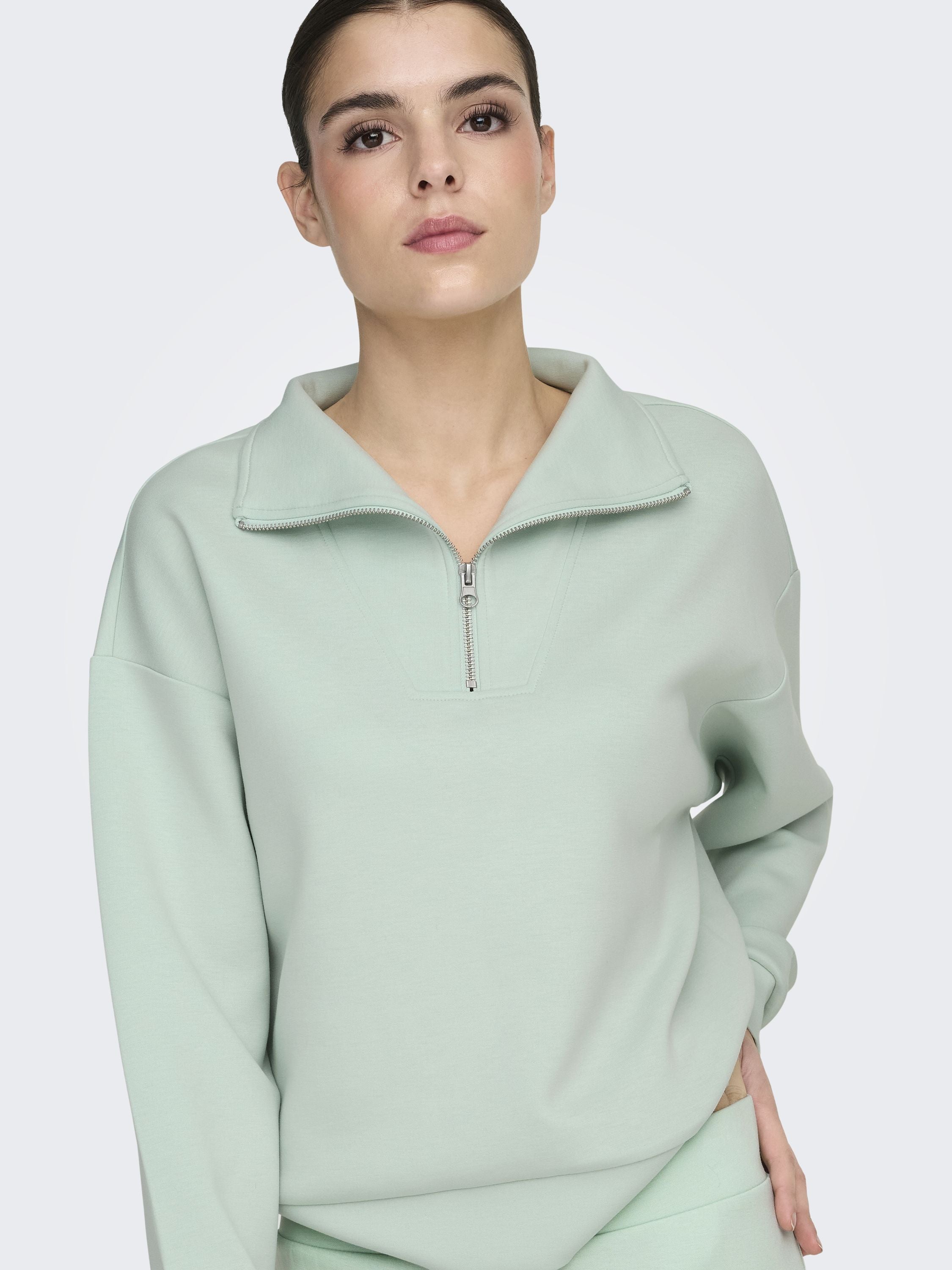 Sweatshirt ONPLOUNGE mit Troyerkragen - Surf Spray - Grün