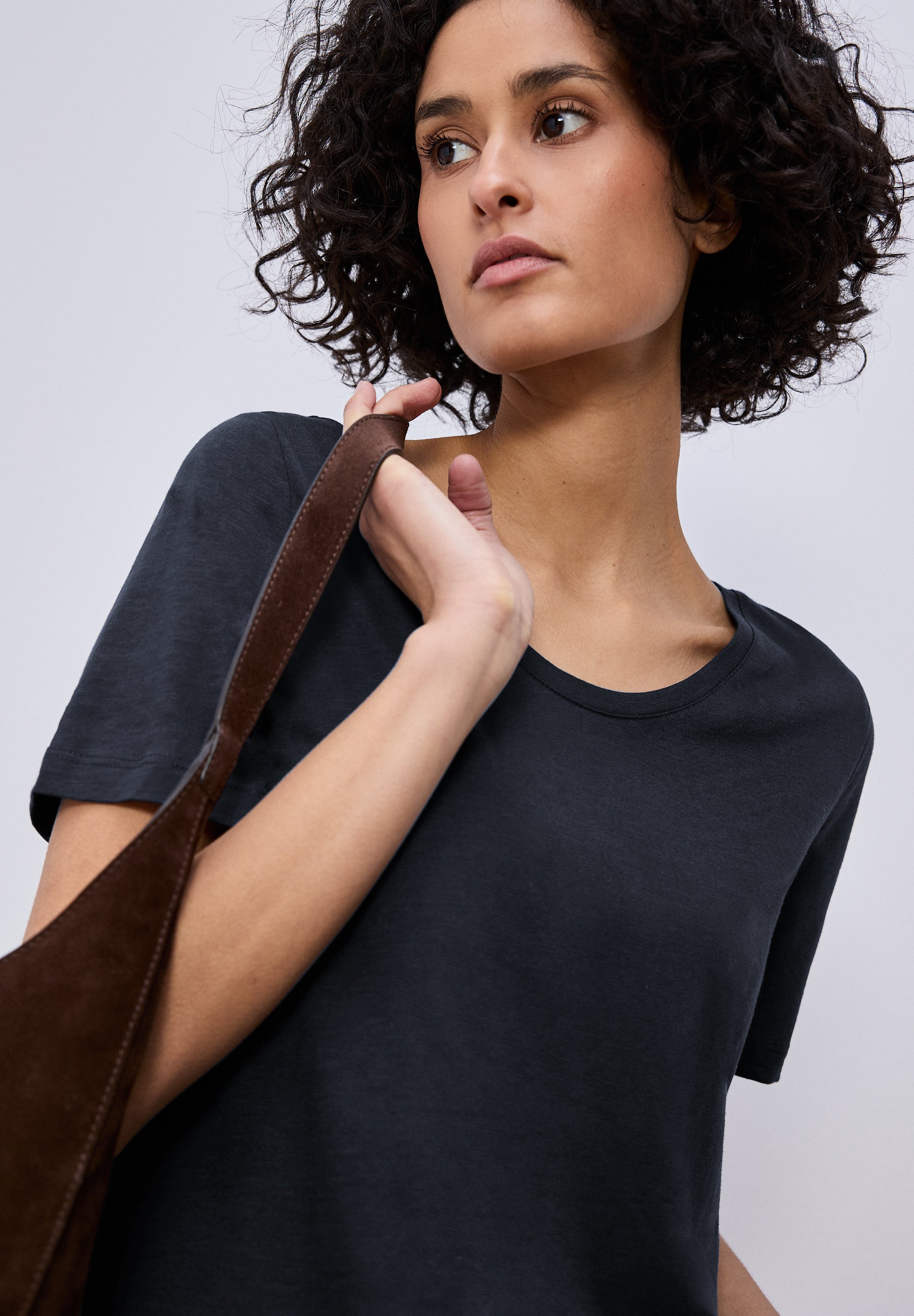 T-Shirt aus Baumwollmix - 17502-shadowed navy - Blau