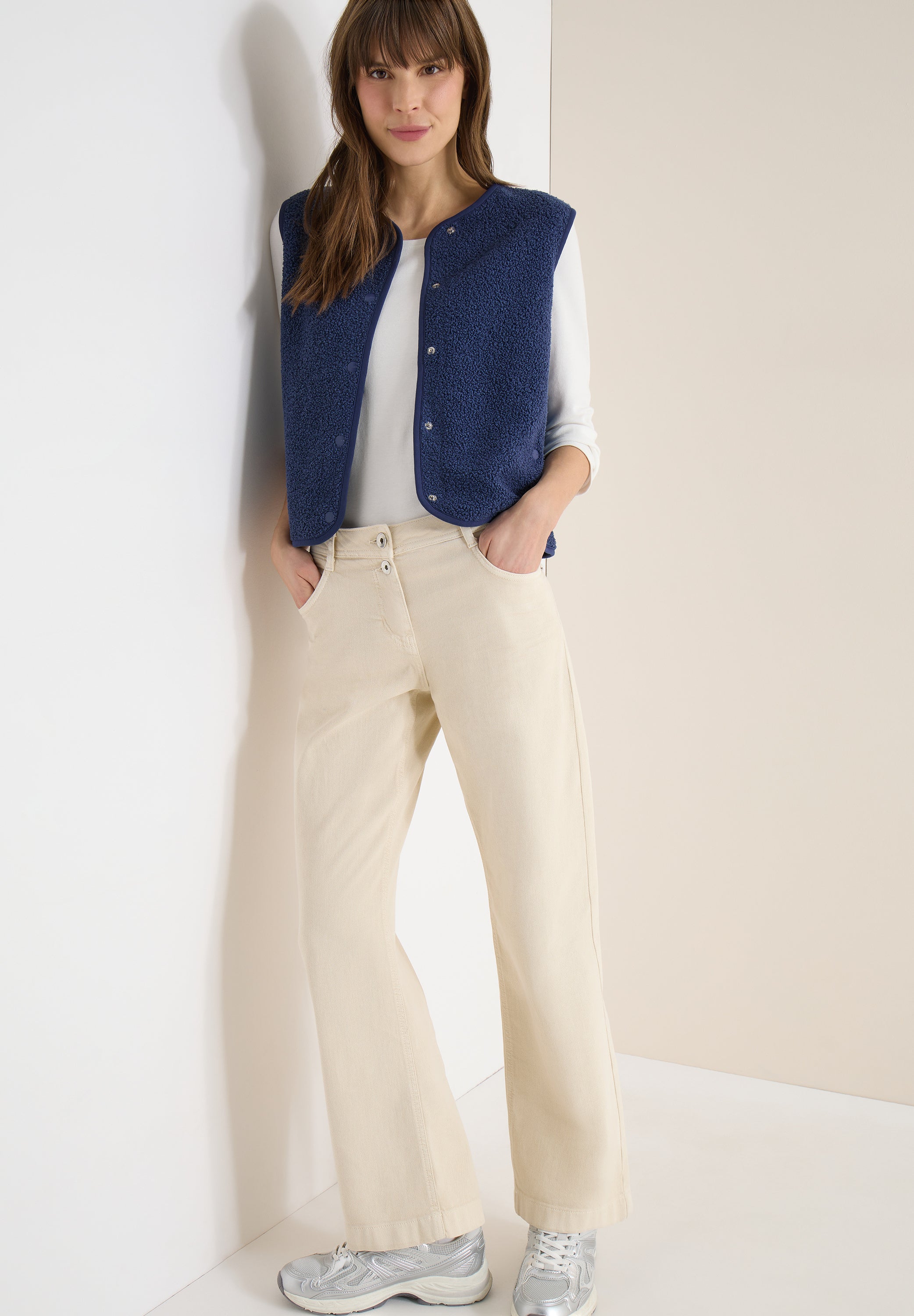 Teddyweste mit V-Ausschnitt - 17473 sporty denim blue - Blau