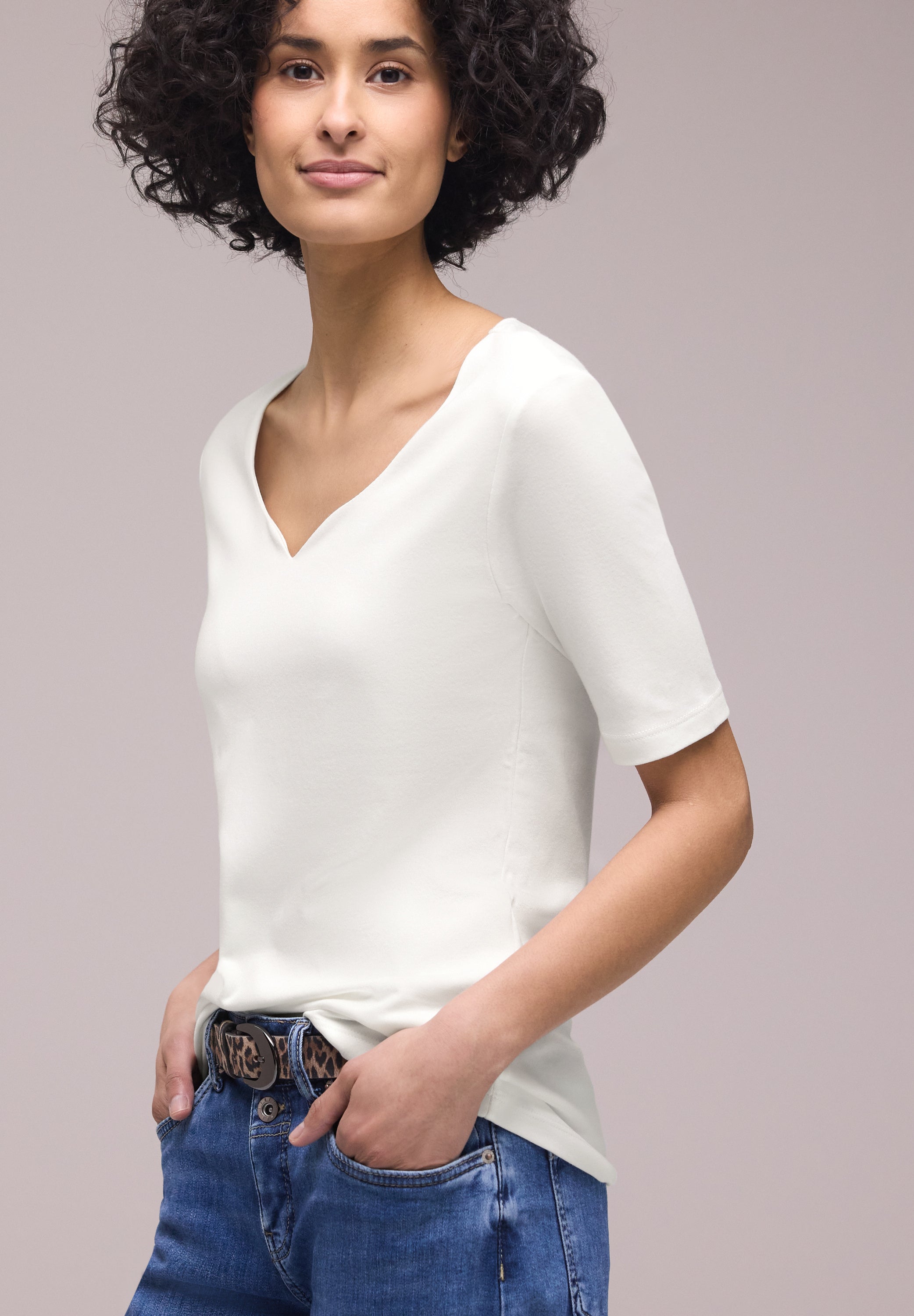 T-Shirt aus Baumwollmix - 10108-off white - Weiß