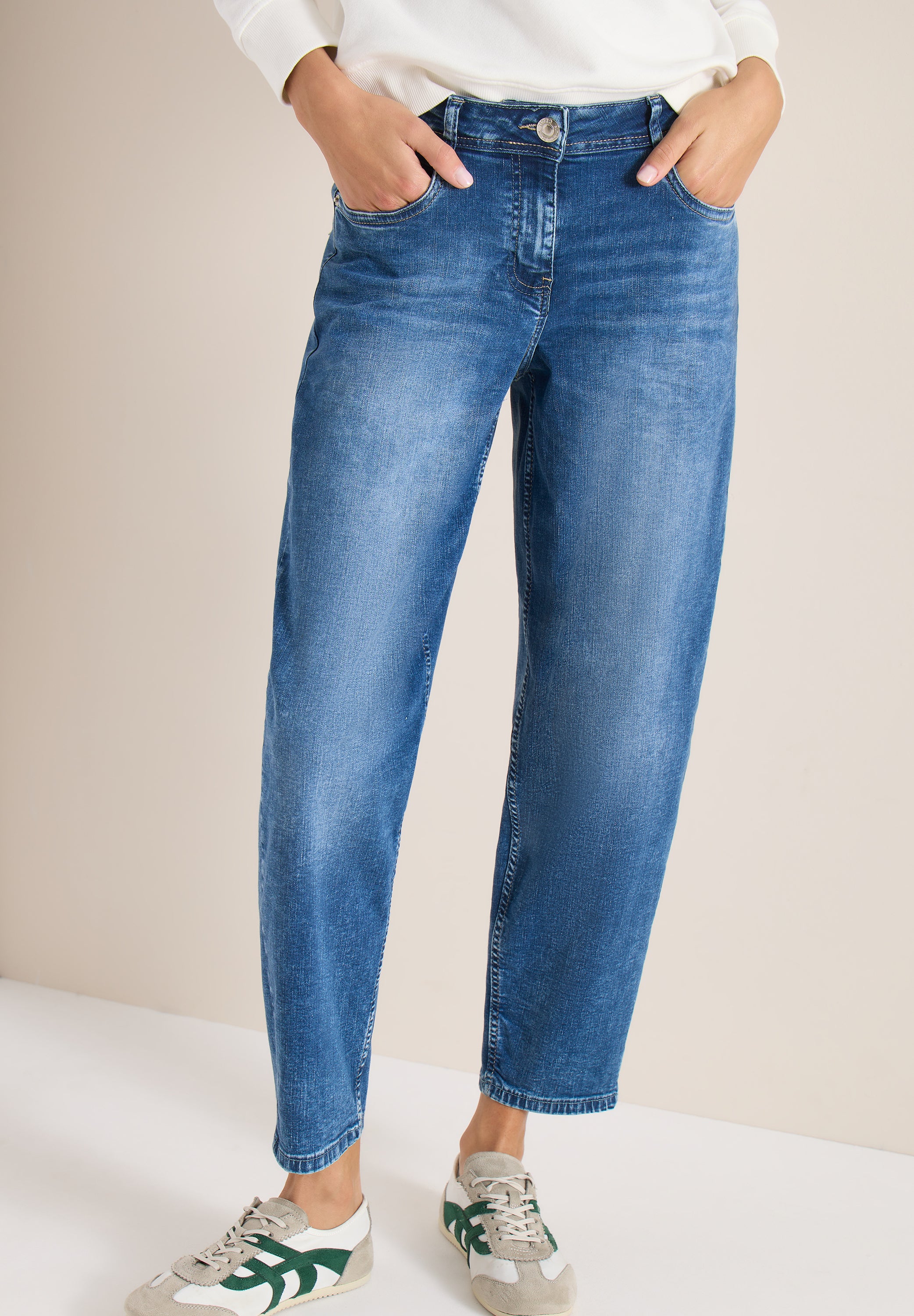 Jeans SCARLETT Barrel Fit - 10283 mid blue wash - Blau
