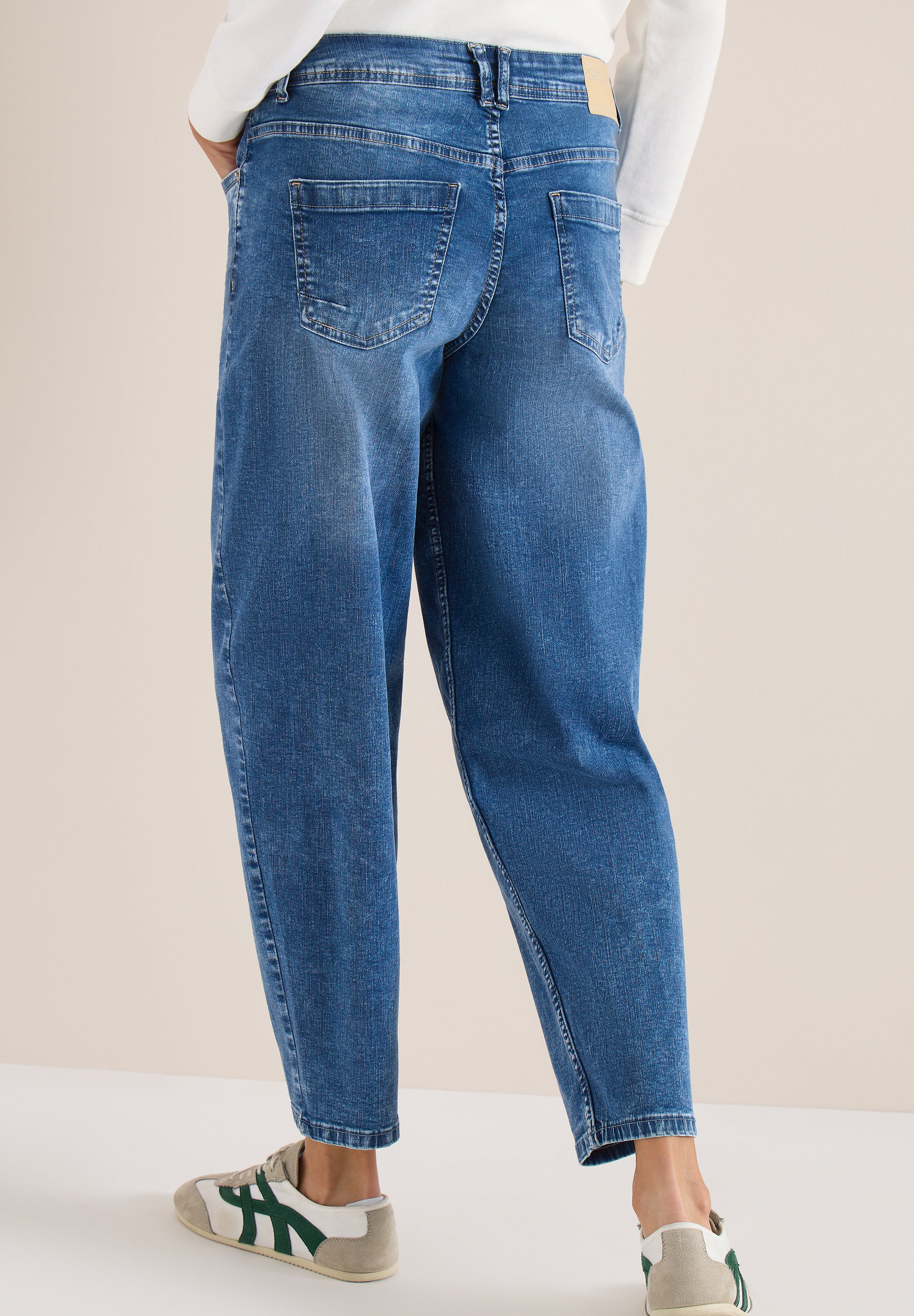 Jeans SCARLETT Barrel Fit - 10283 mid blue wash - Blau