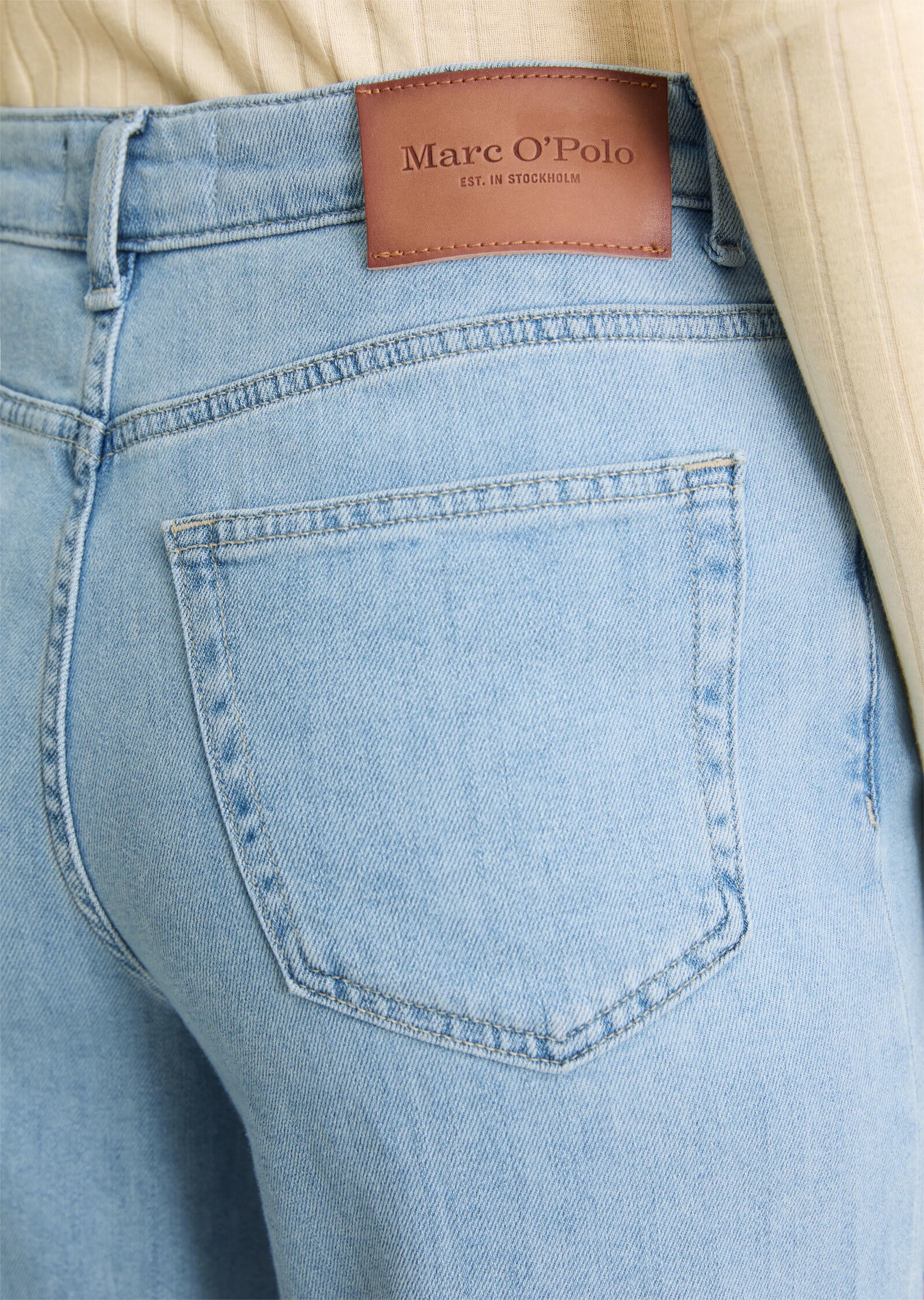 Jeans Loose Fit aus Baumwolle - 5706-Light Blue_Multi_08 - Blau