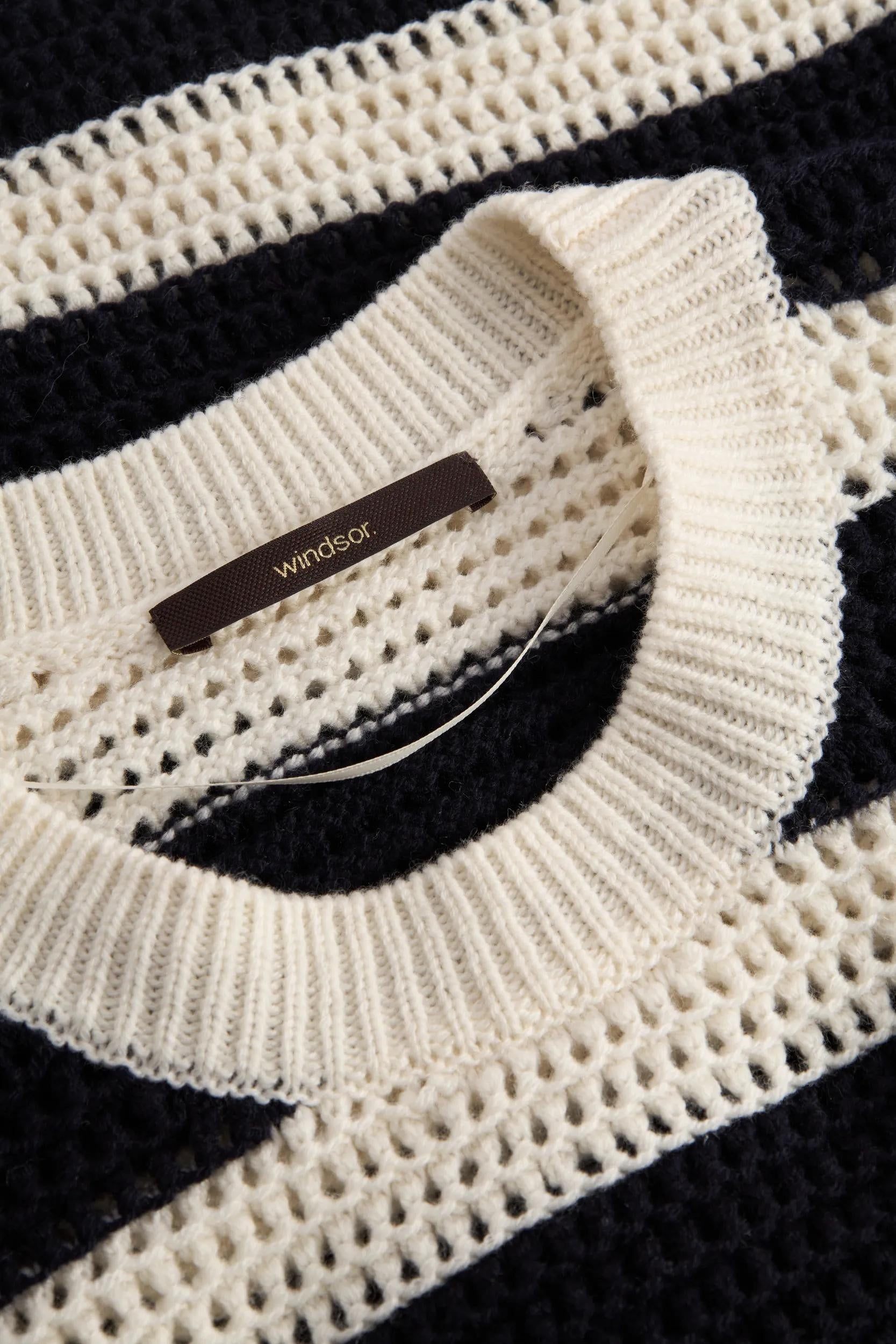 Strickpullover aus Schurwollmix - Open White 117 - Blau