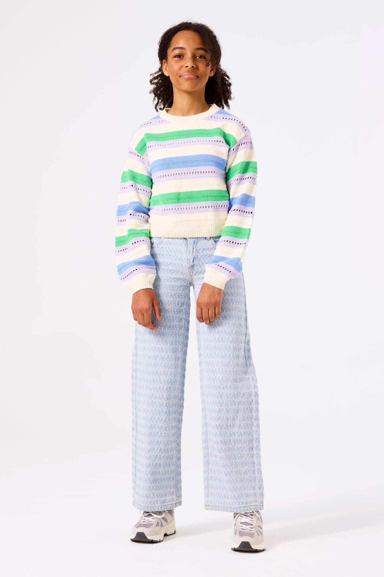 Gestreifter Strickpullover - 53 - Mehrfarbig