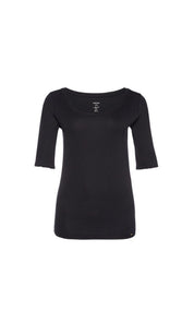 T-Shirt mit weitem Rundhalsausschnitt