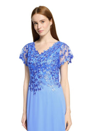 Abendkleid mit Spitzenstickerei