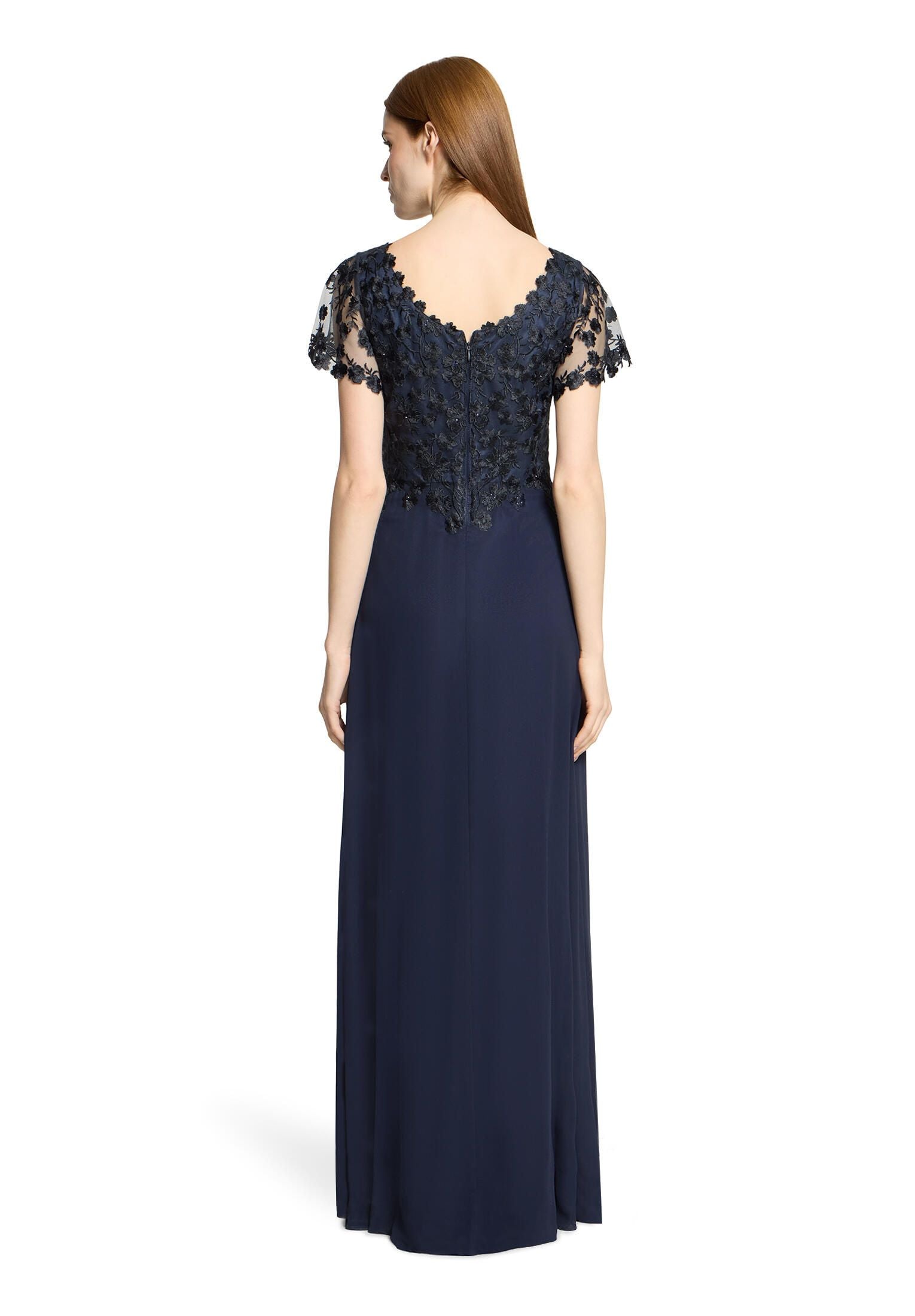 Abendkleid mit Spitzenstickerei