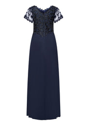 Abendkleid mit Spitzenstickerei