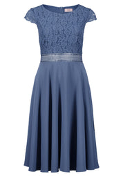 Cocktailkleid aus Spitze
