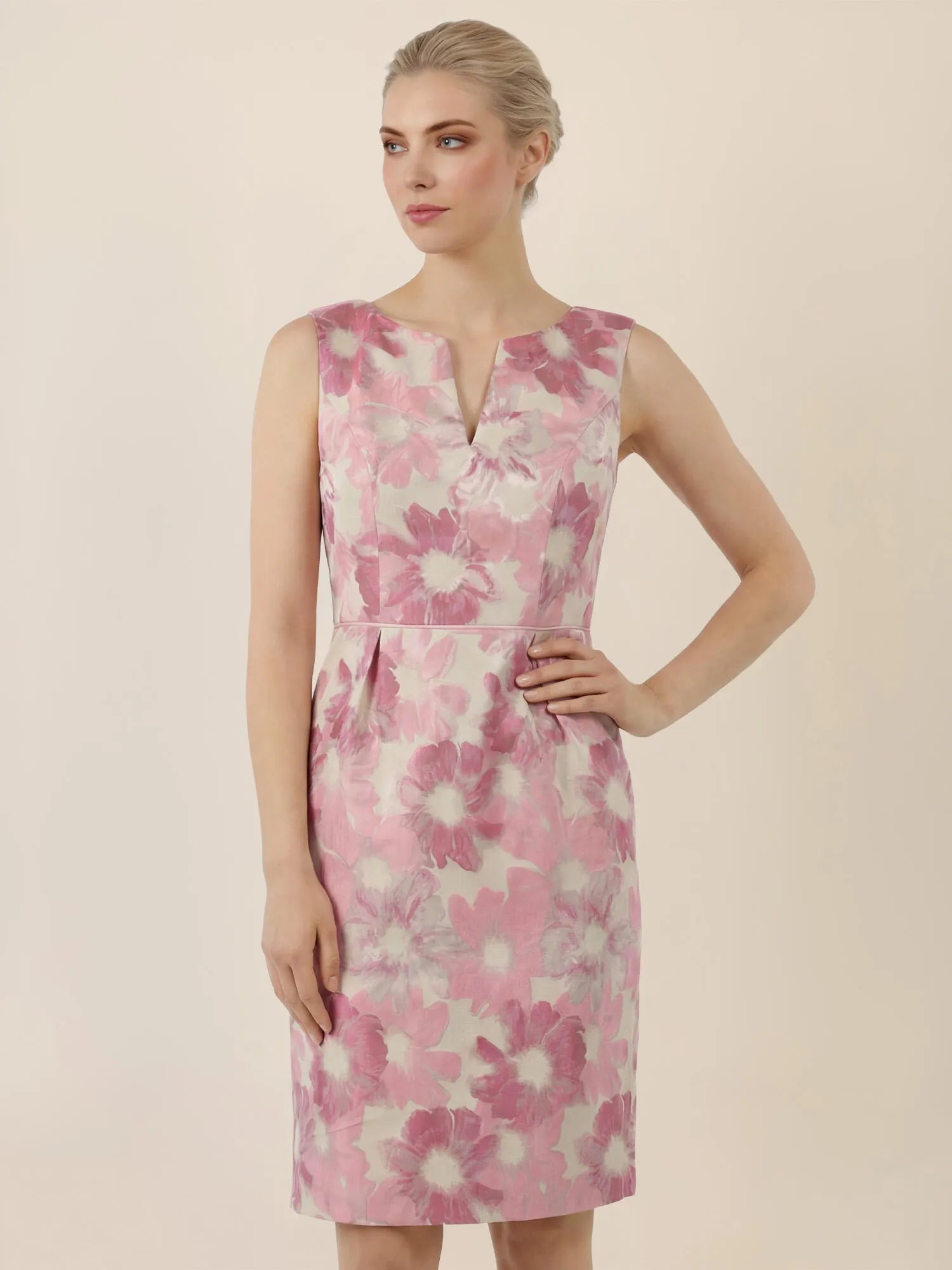 Etuikleid Mini mit floralem Jacquard