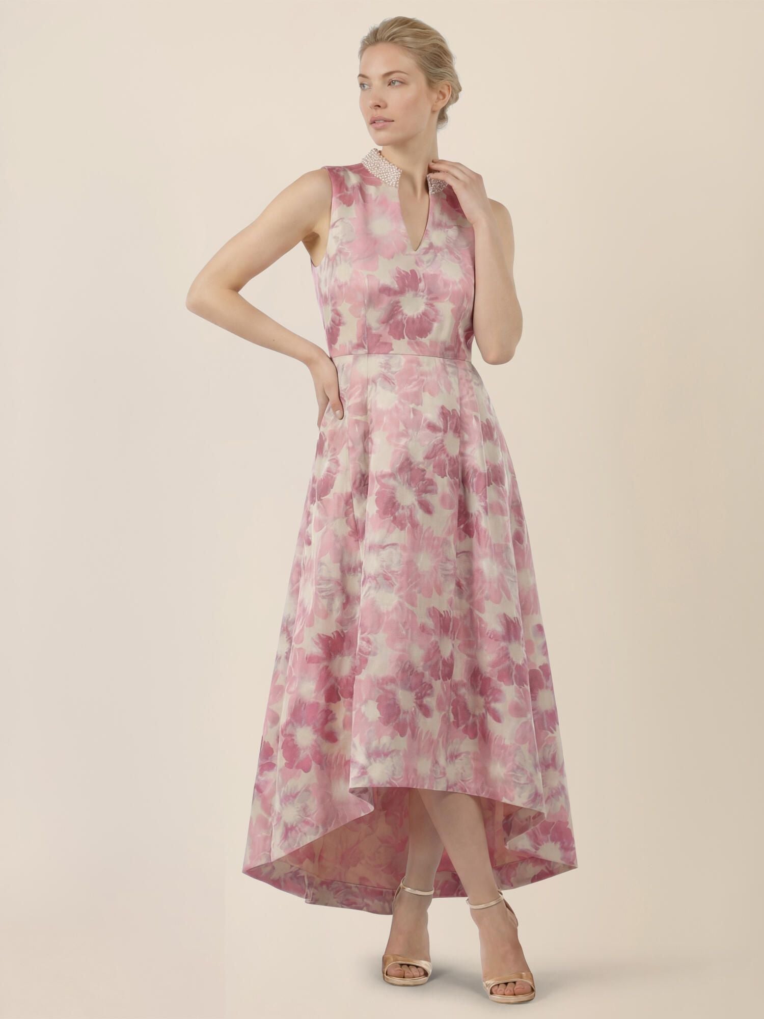 Abendkleid Midi mit Perlenkragen