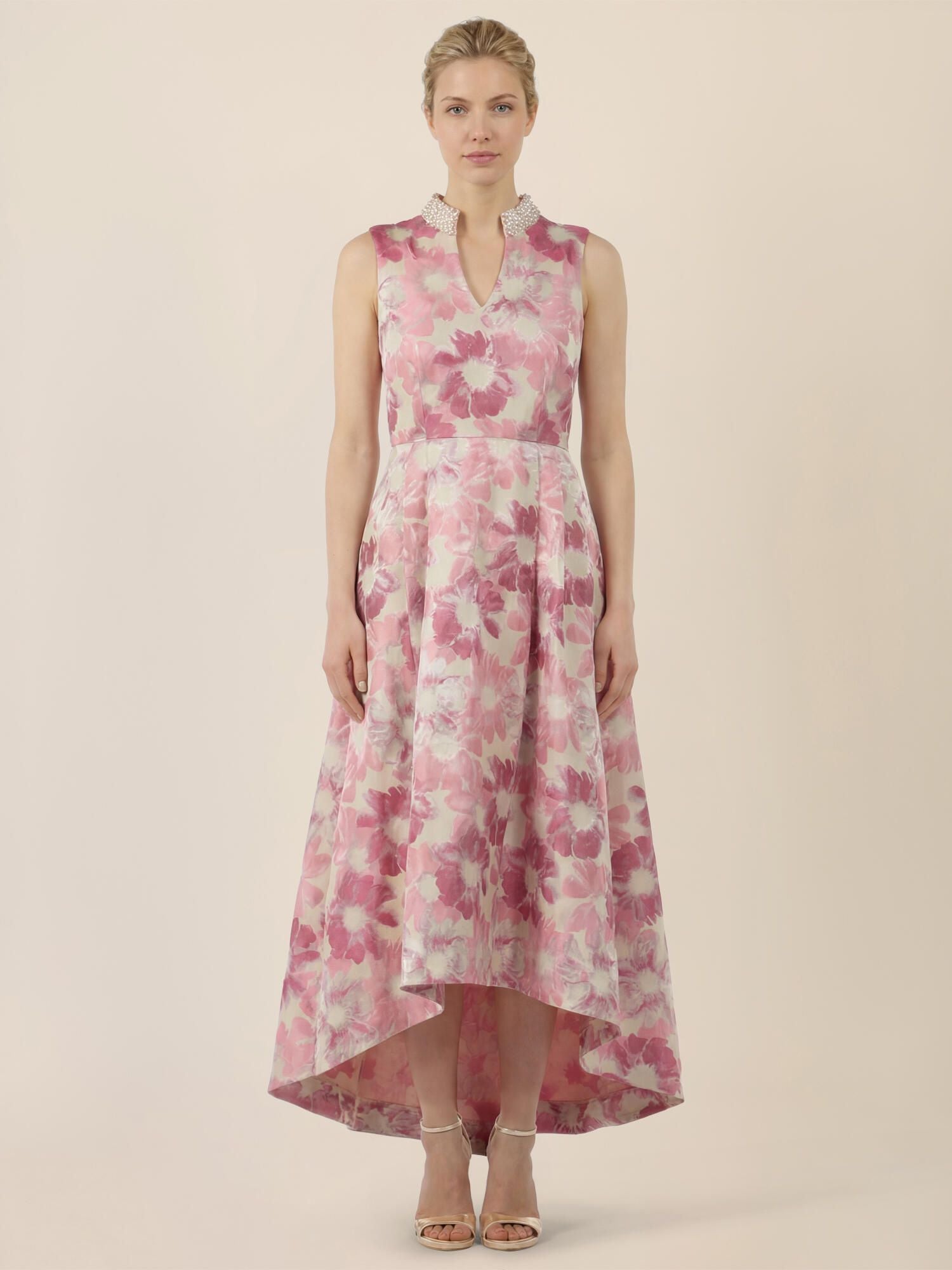 Abendkleid Midi mit Perlenkragen