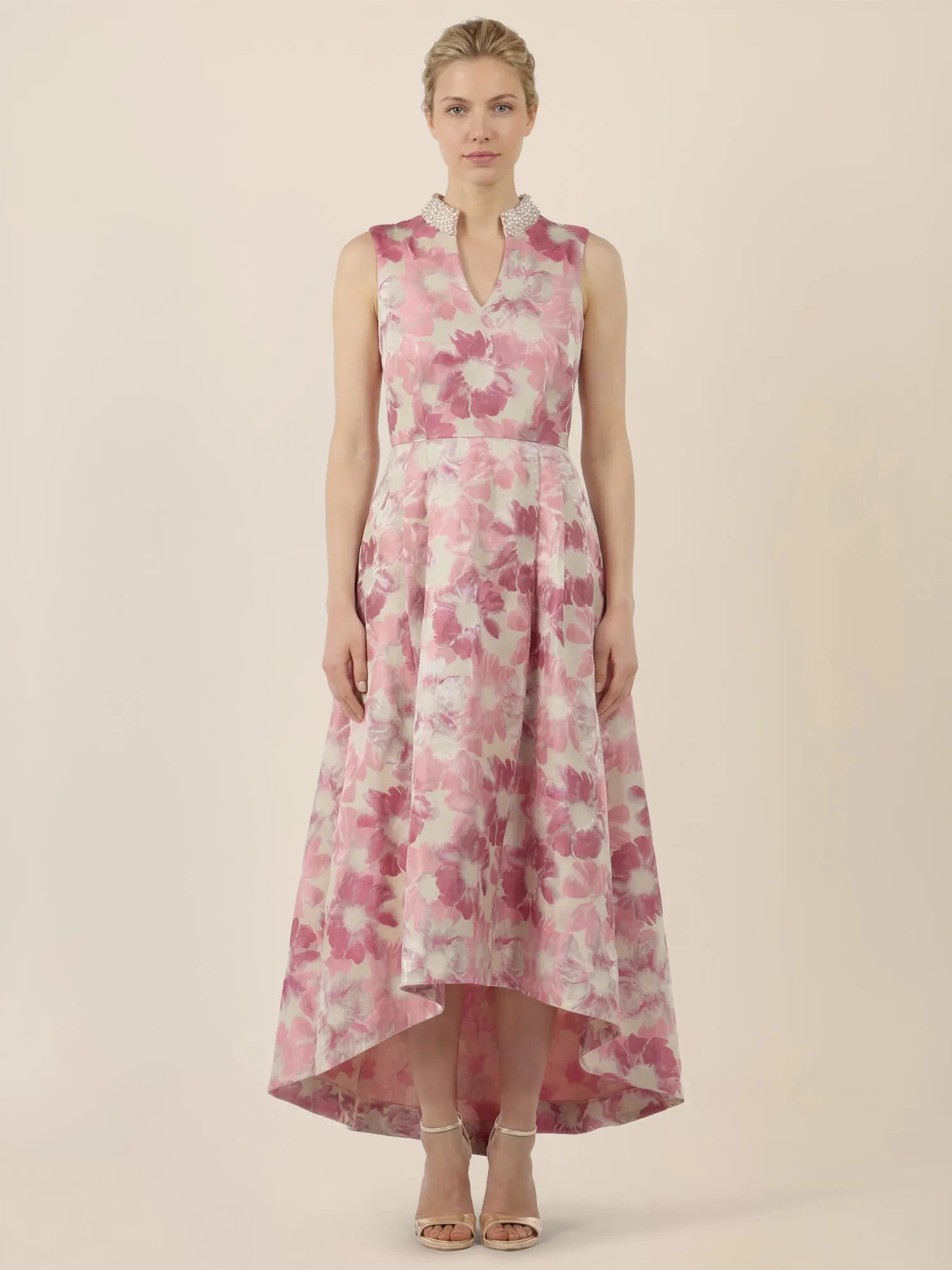 Abendkleid Midi mit Perlenkragen