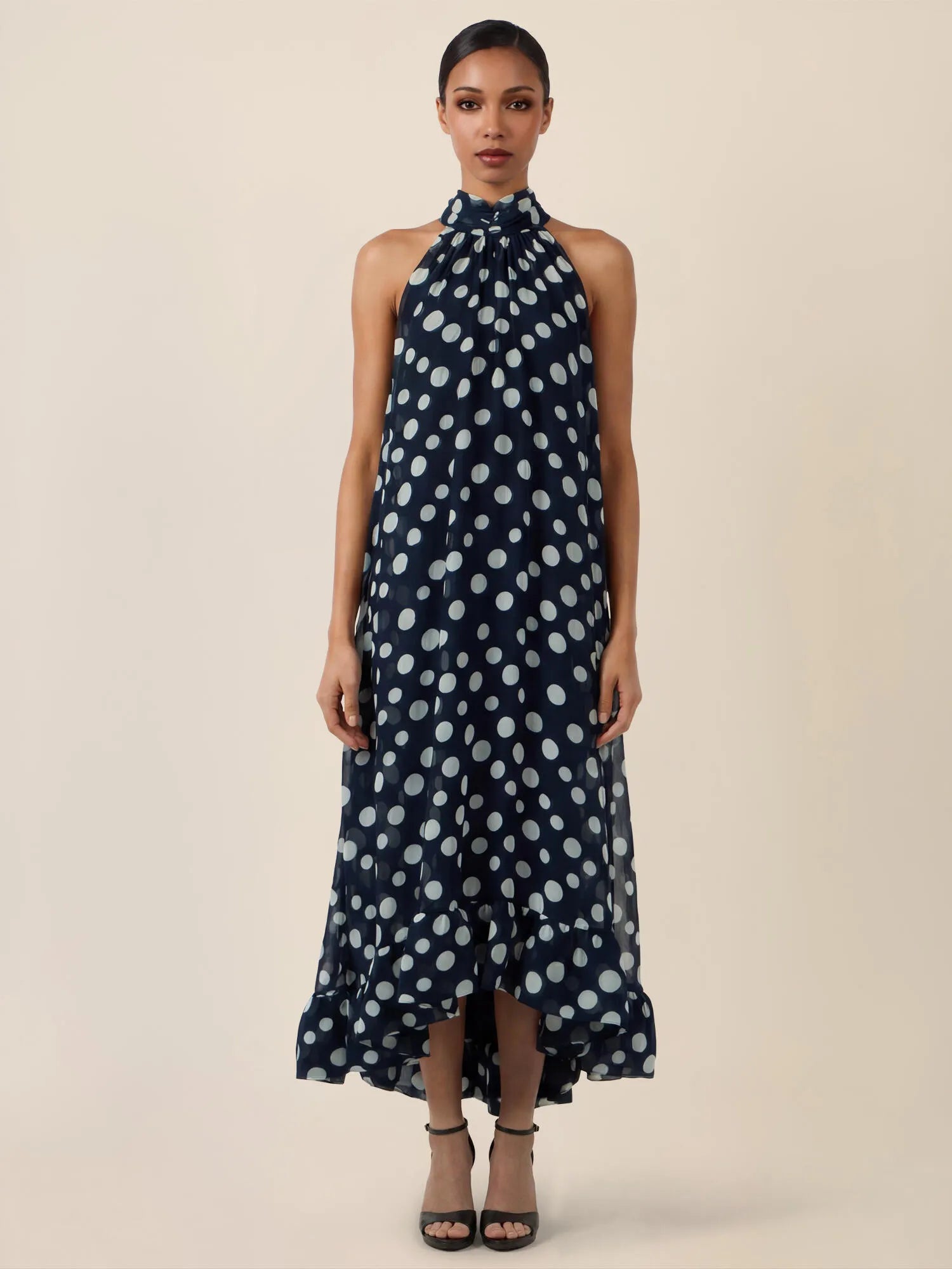 Neckholderkleid Maxi mit Volantsaum