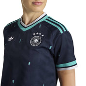 Deutschland 26 Auswärtstrikot