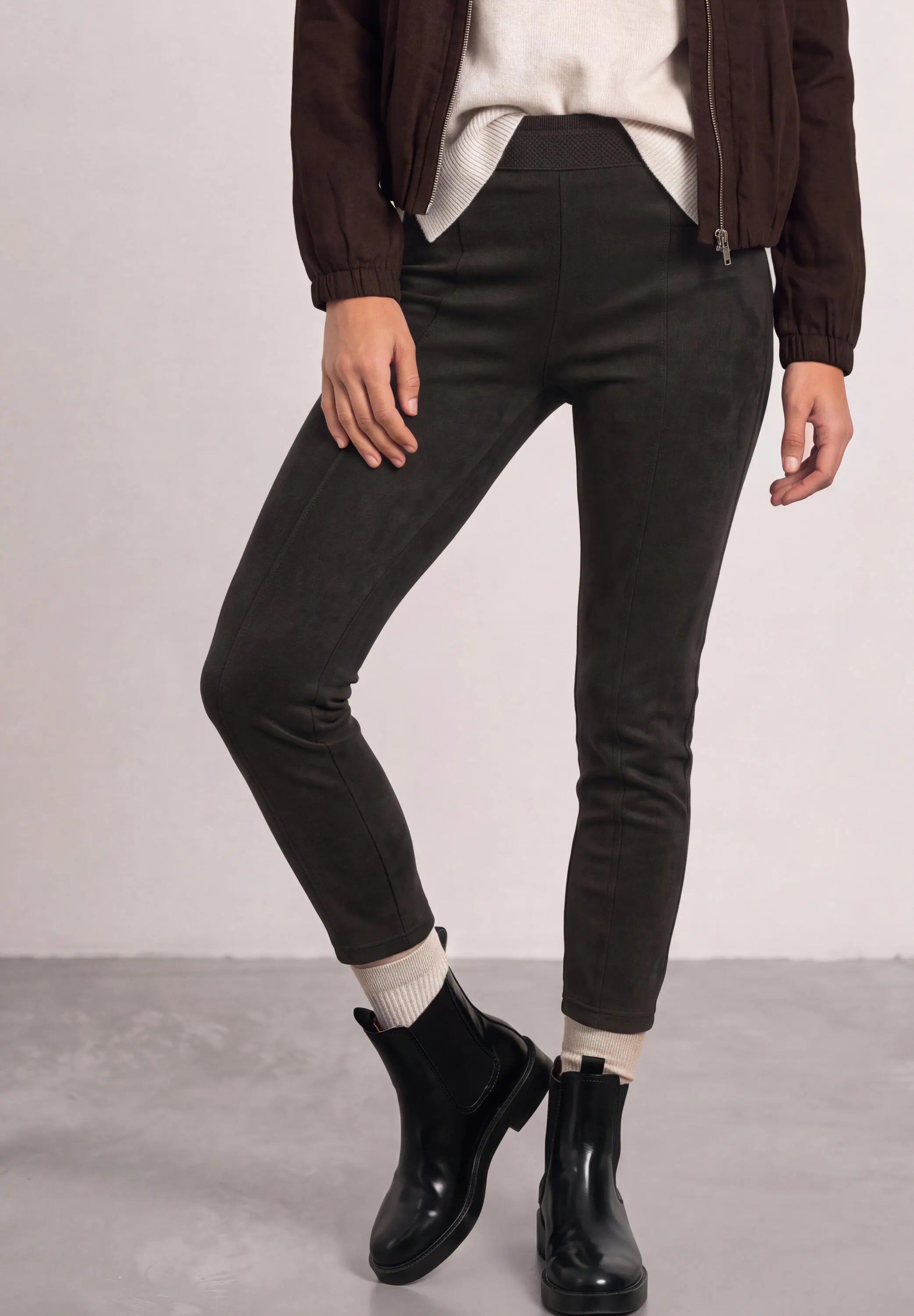 Schlupfhose Slim Fit