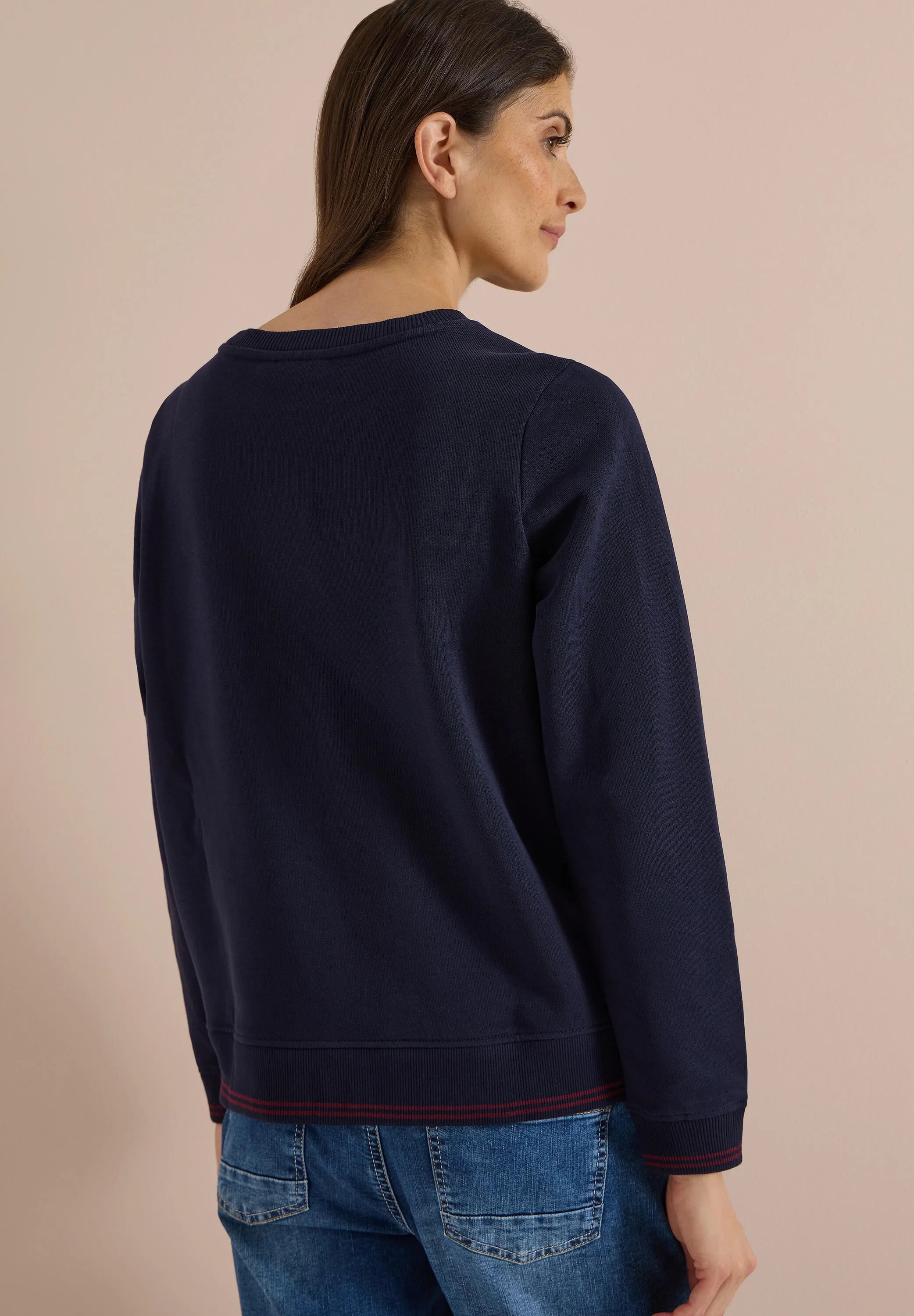Sweatshirt mit Stickerei