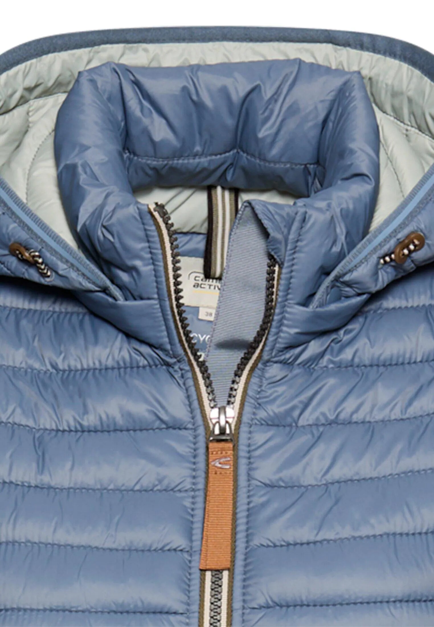Steppjacke mit Kapuze