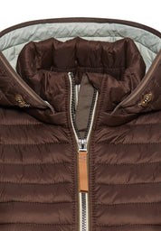 Steppjacke mit abnehmbarer Kapuze