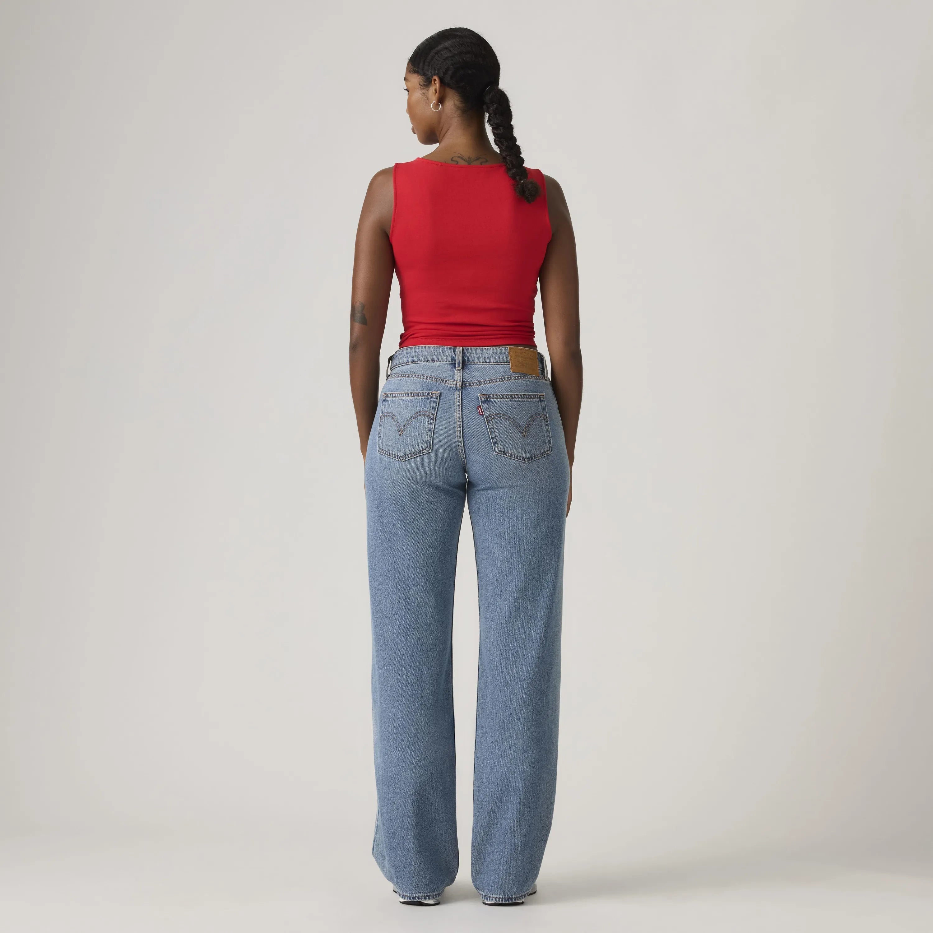 Low Loose Lightweight Jeans
