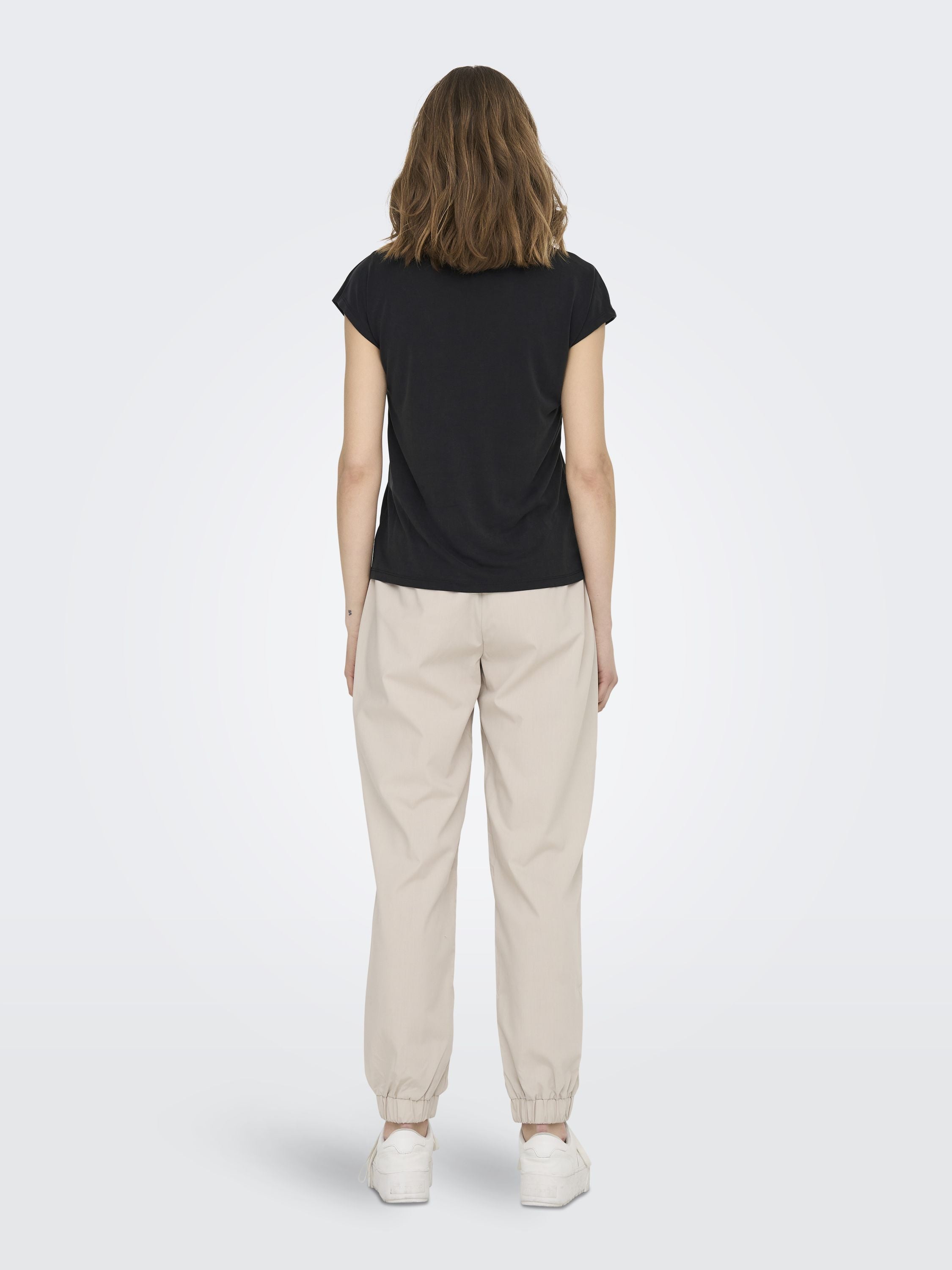 T-Shirt mit V-Neck