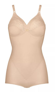 Formfit-Body mit Spitzendetails