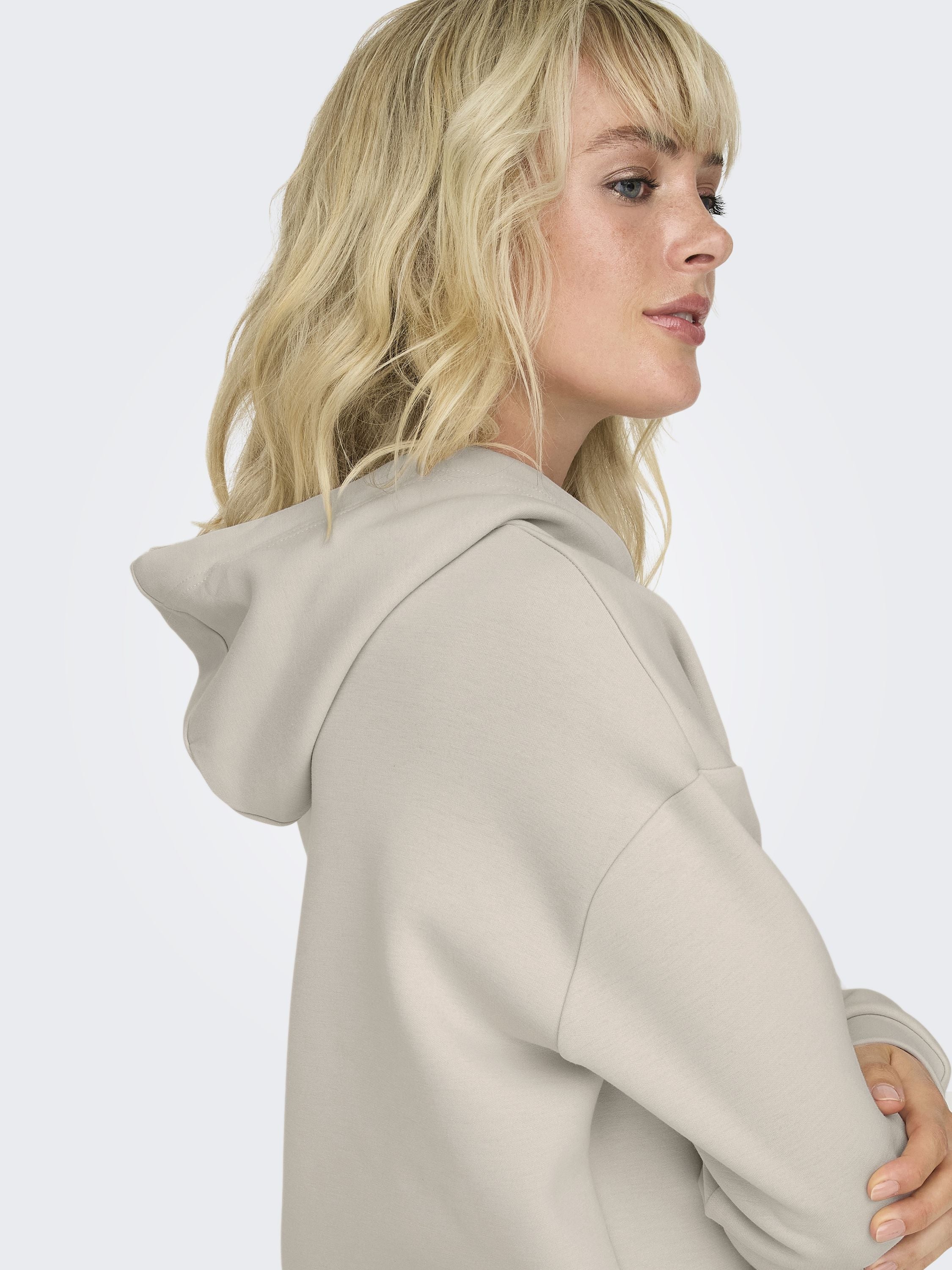 Sweatshirt ONPLOUNGE mit Kapuze