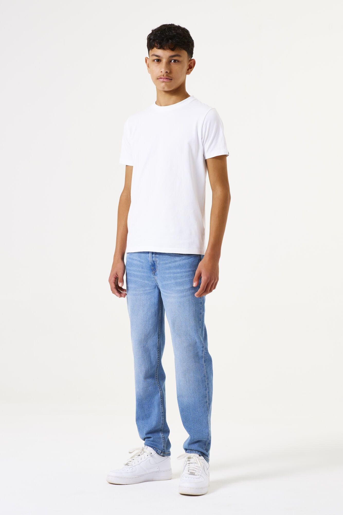 Jeans Tapered Leg