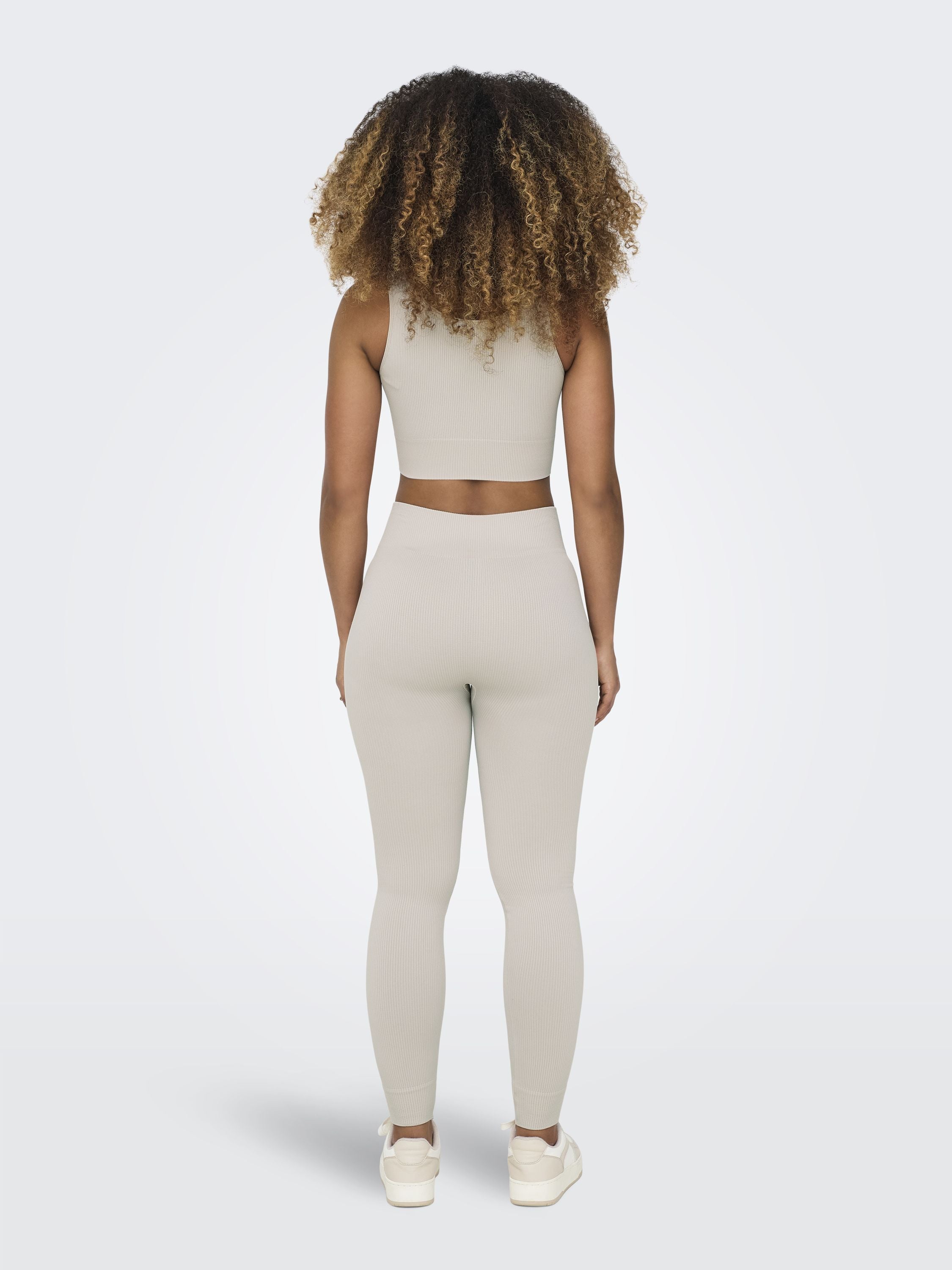 Top ONPJAIA cropped