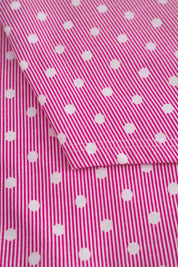 Gepunktetes Schlafkleid