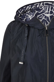Sommerjacke mit Kapuze
