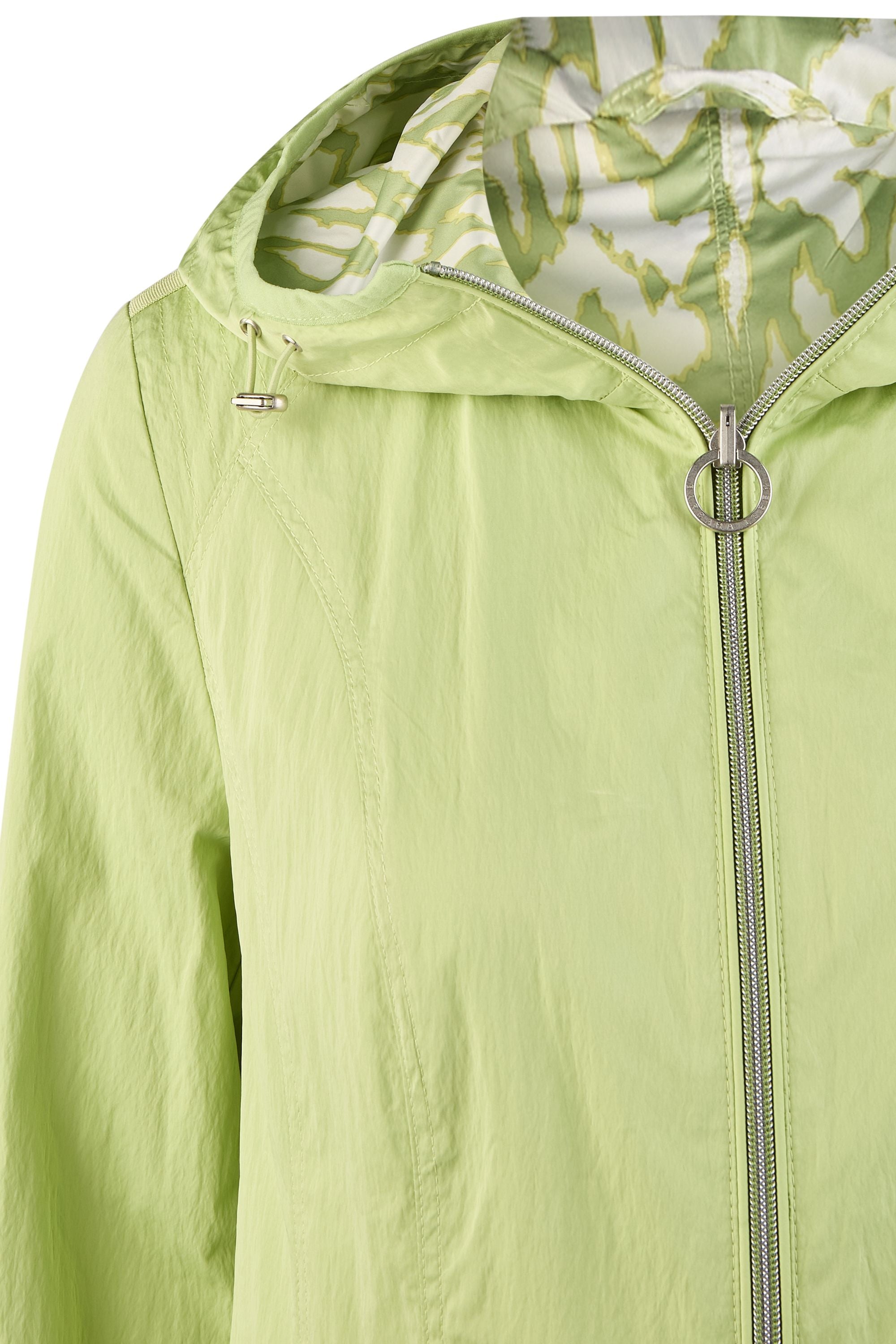 Sommerjacke mit Kapuze